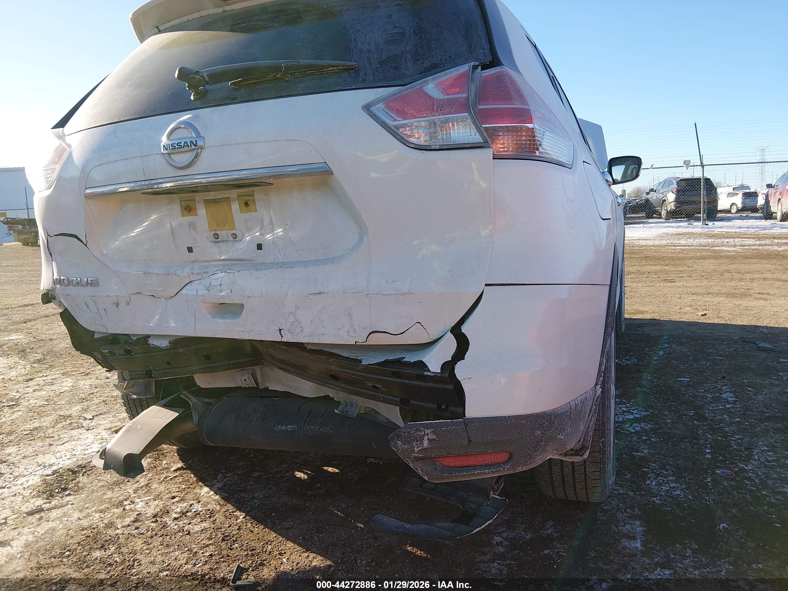 NISSAN ROGUE image 6