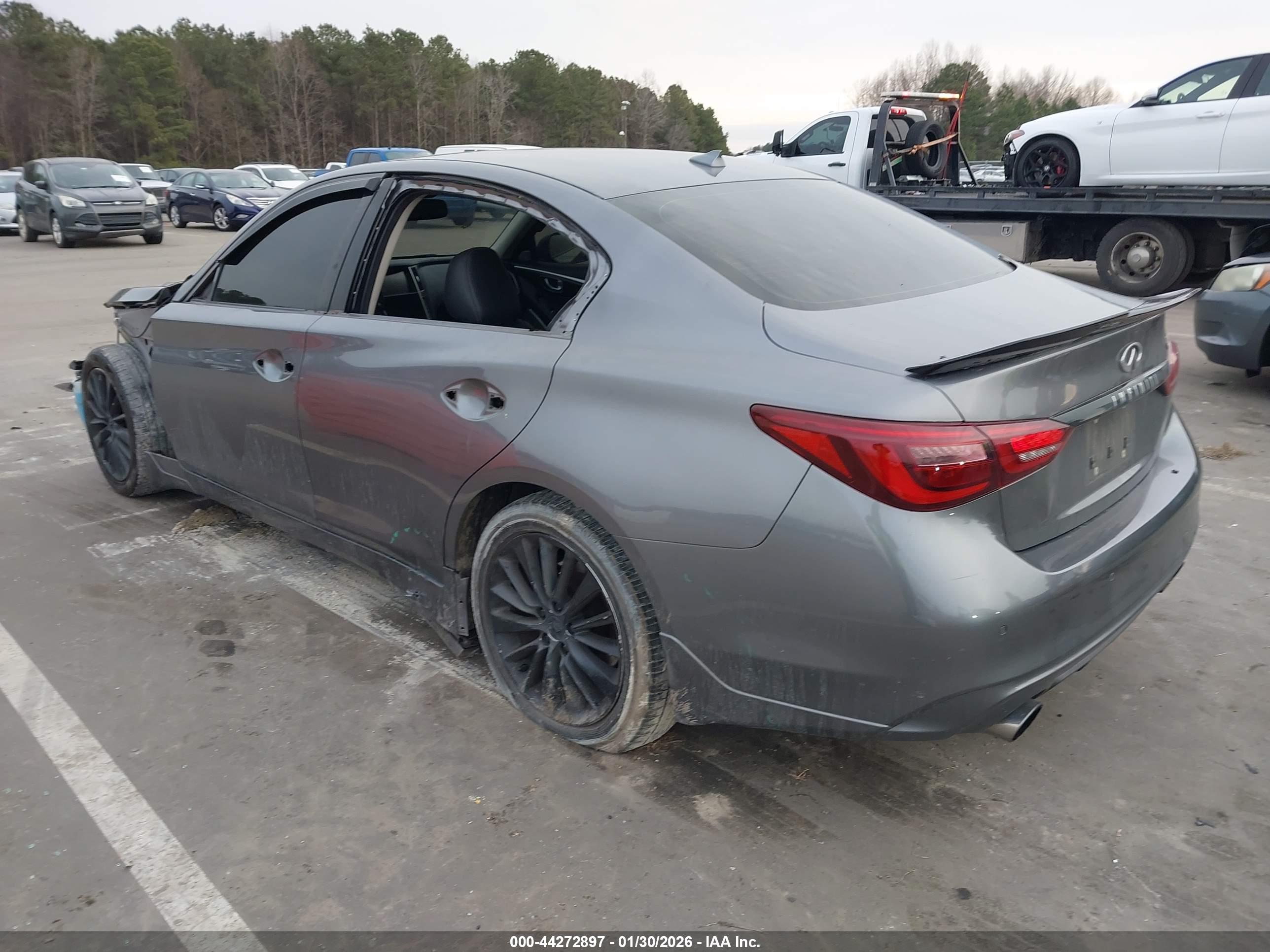 INFINITI Q50 image 3
