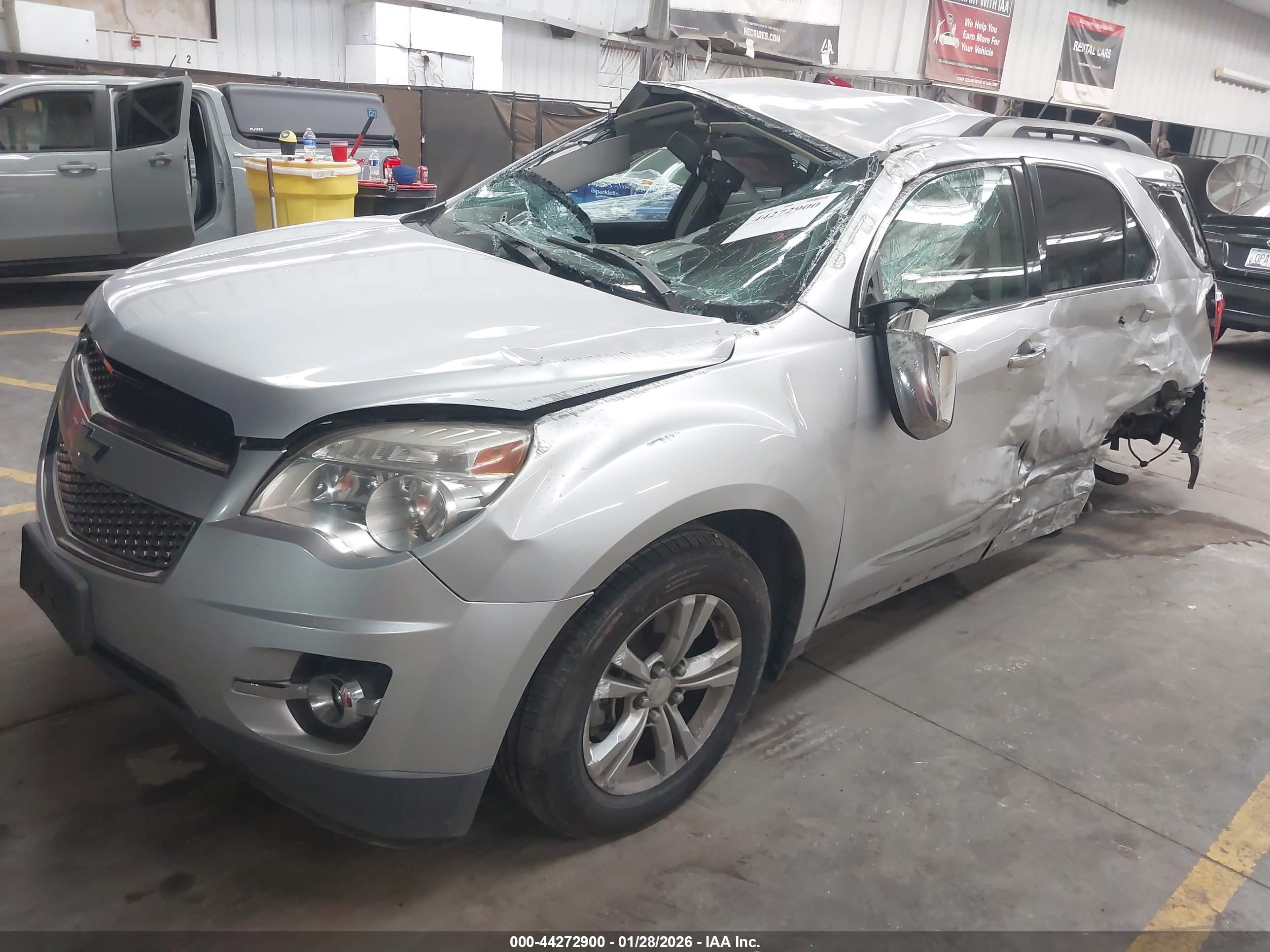 CHEVROLET EQUINOX image 2