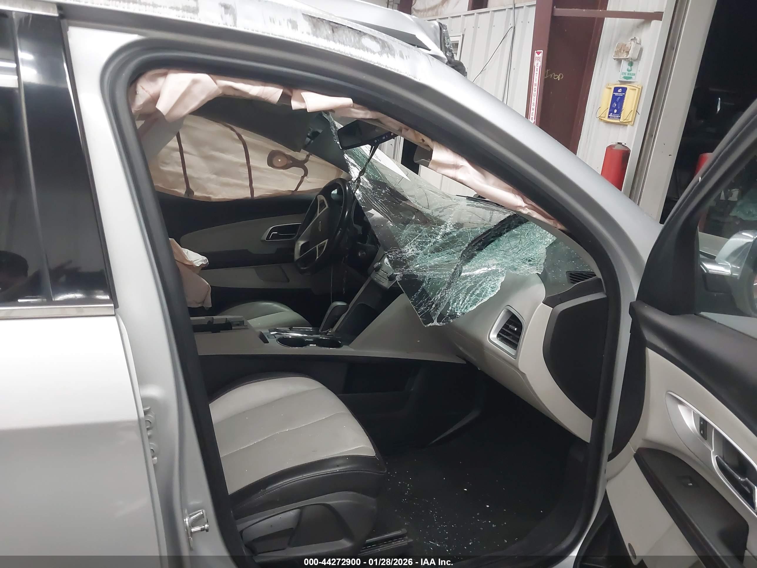 CHEVROLET EQUINOX image 5