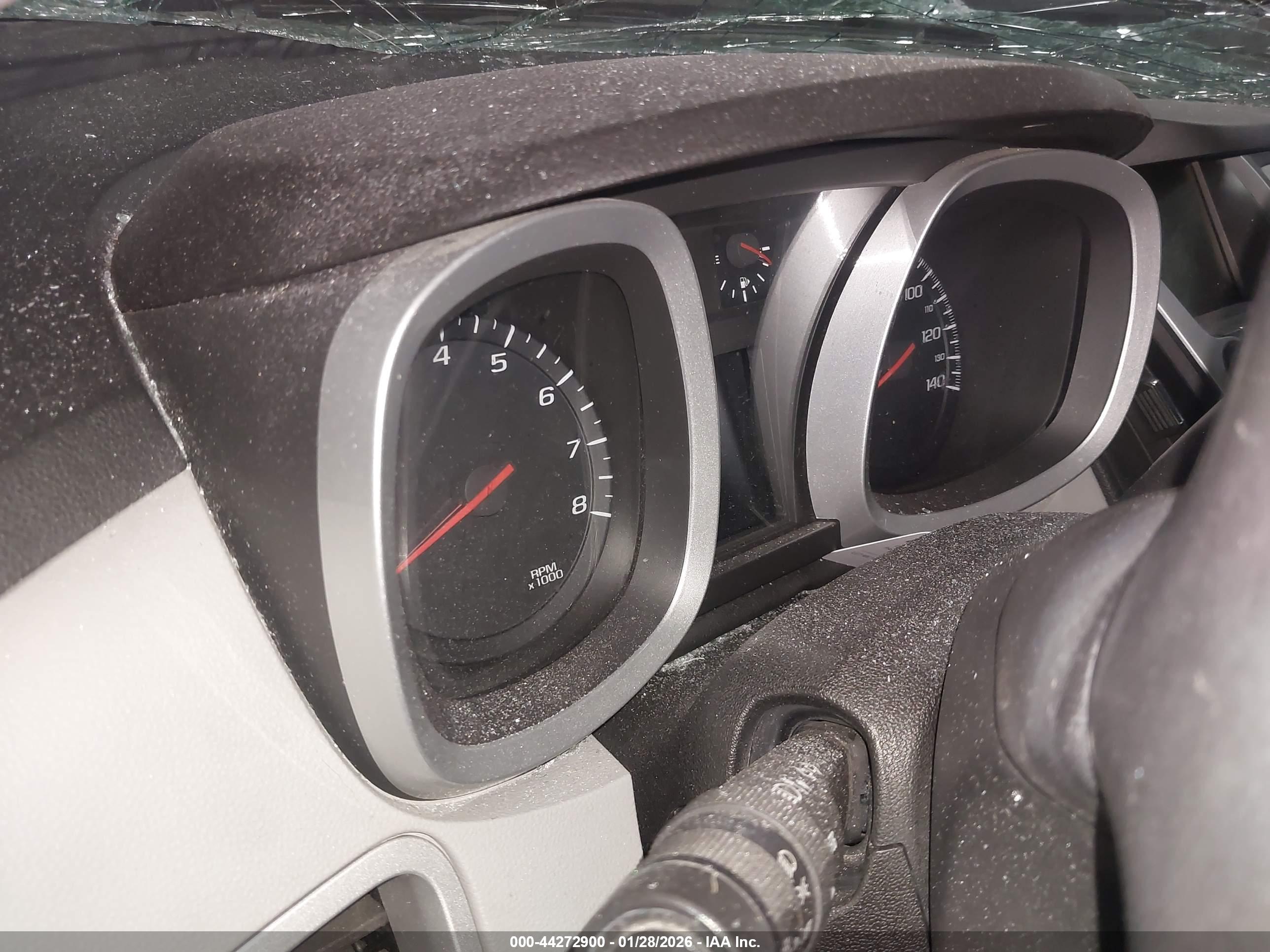 CHEVROLET EQUINOX image 7