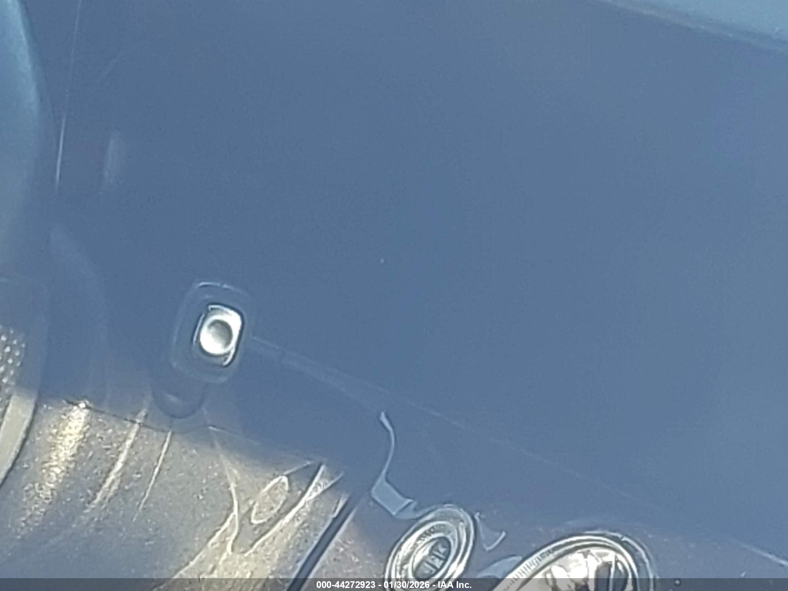 MERCEDES-BENZ E image 7