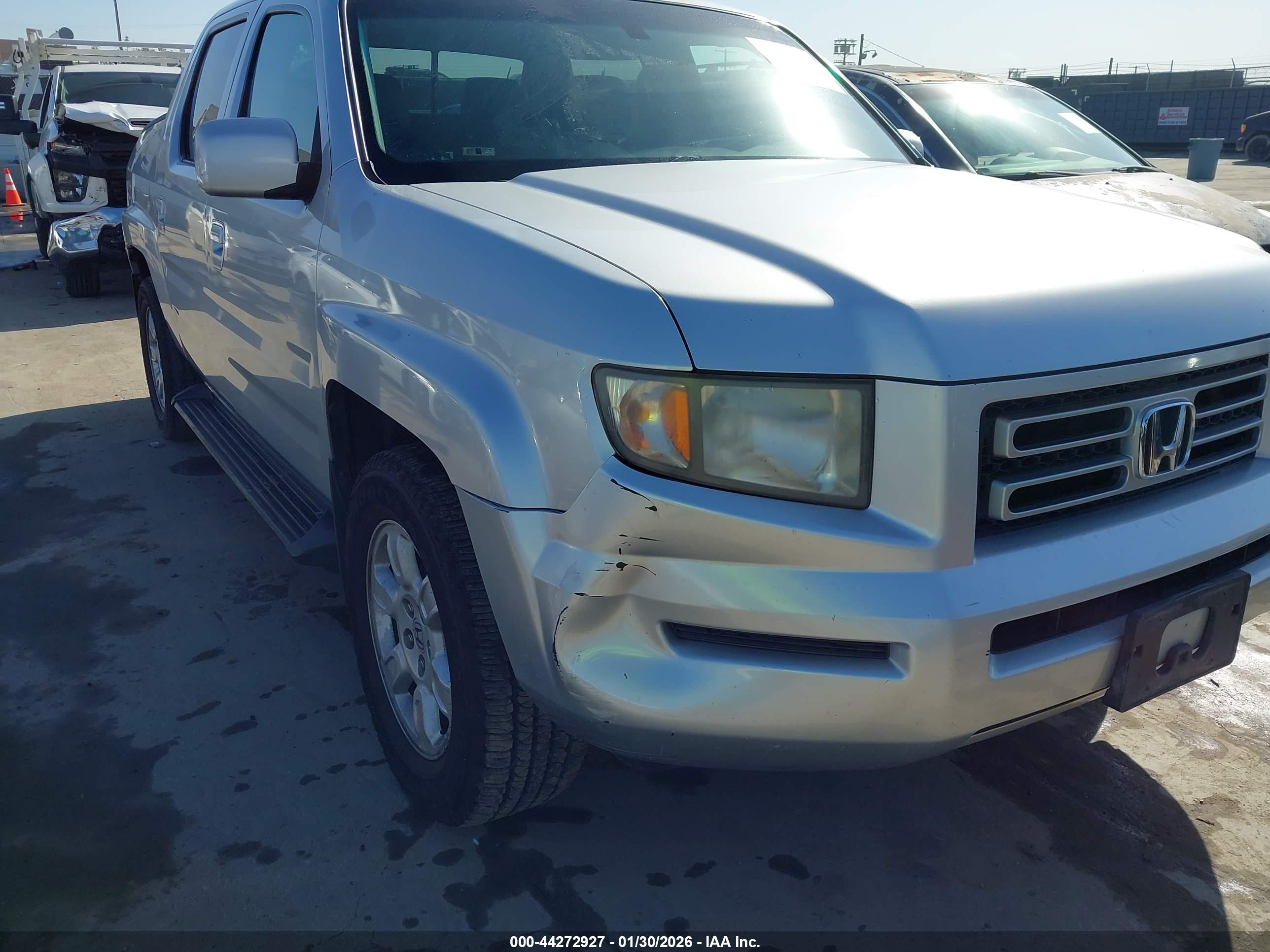 HONDA RIDGELINE image 6