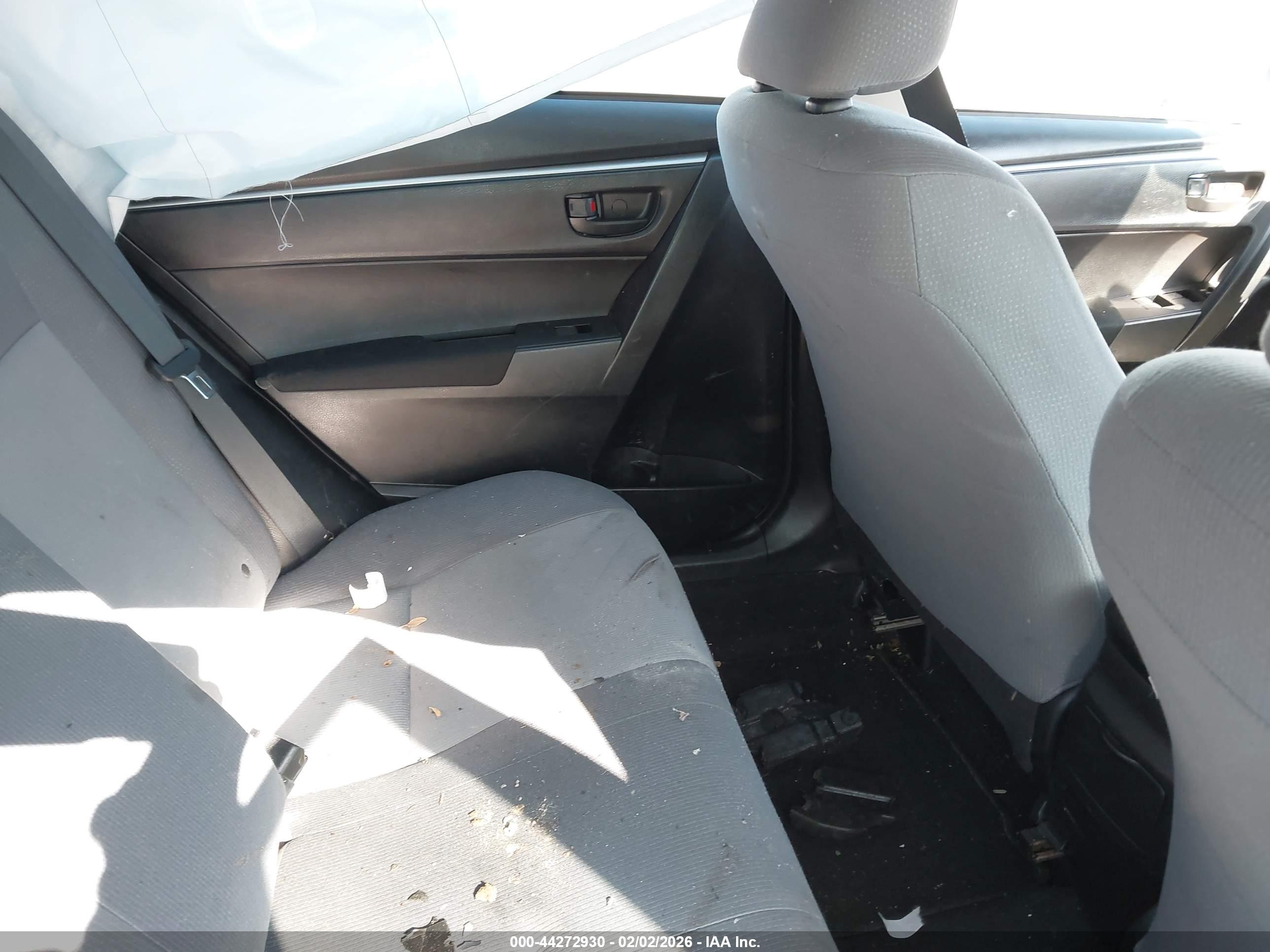 TOYOTA COROLLA image 8