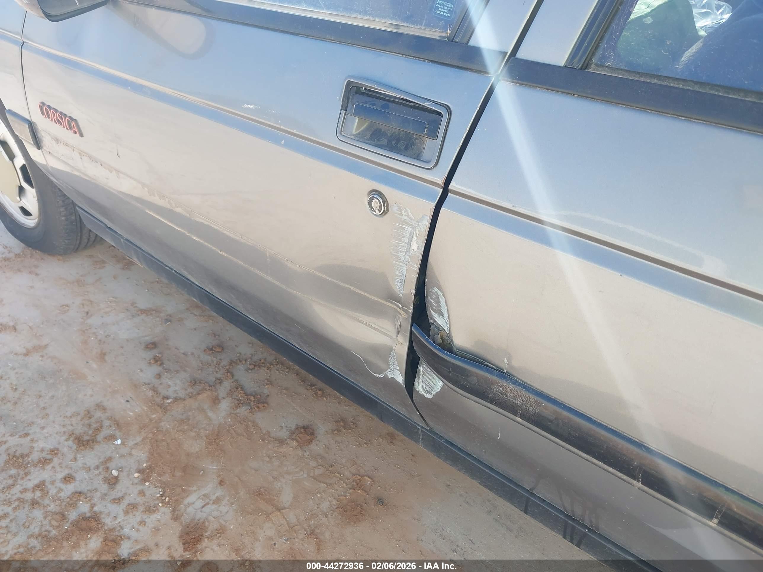 CHEVROLET CORSICA image 6