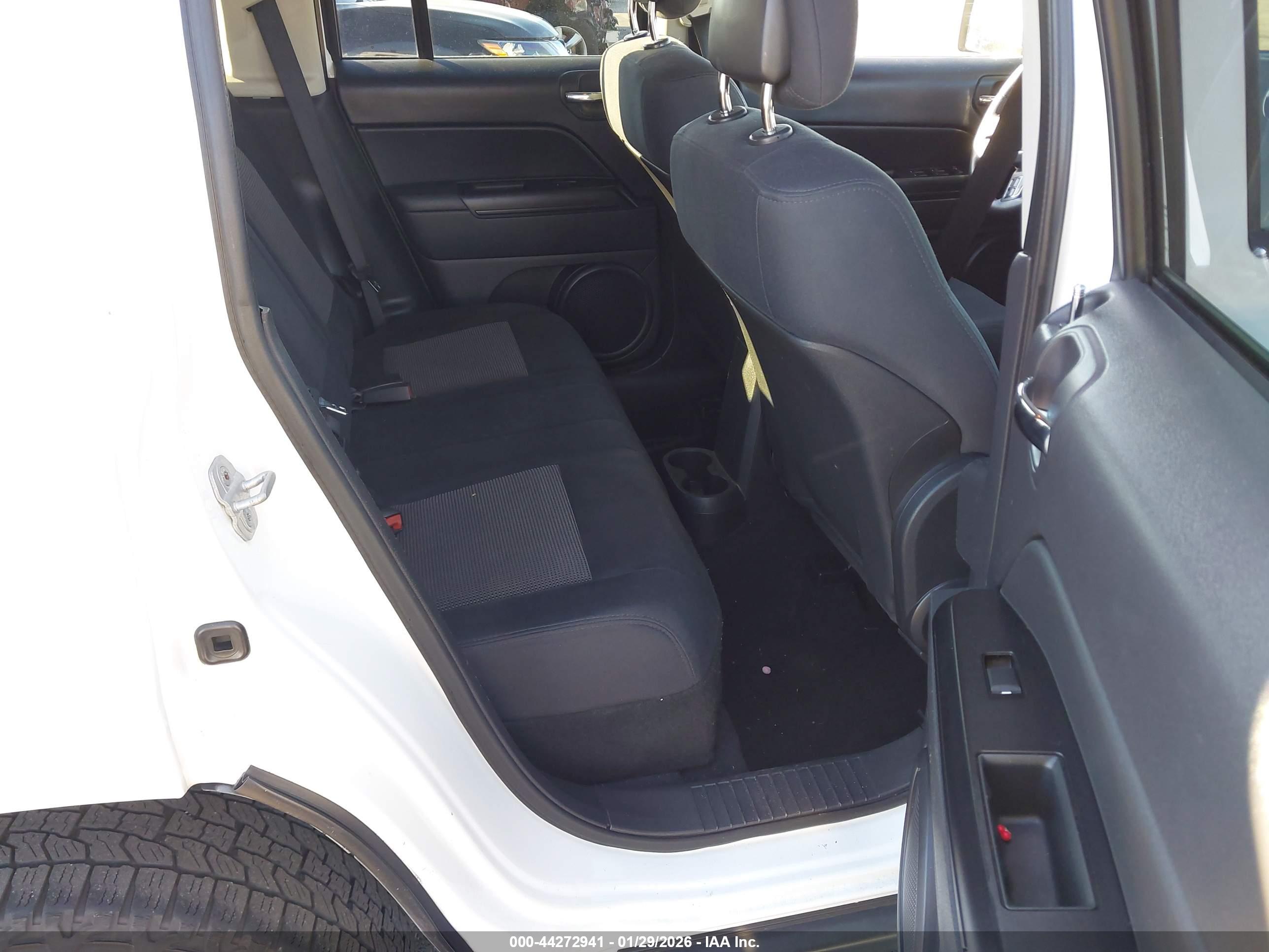 JEEP PATRIOT image 8