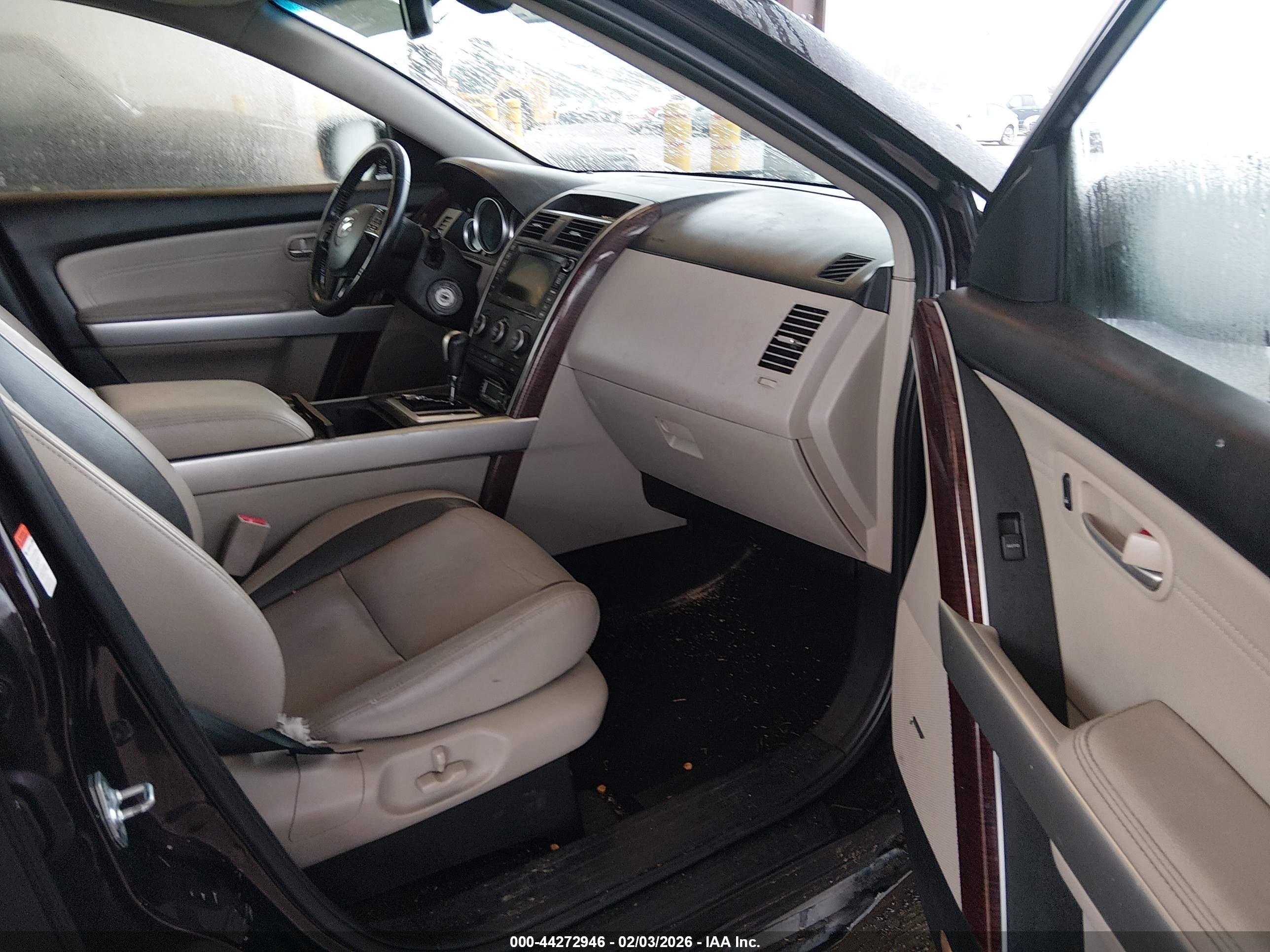 MAZDA CX-9 image 5