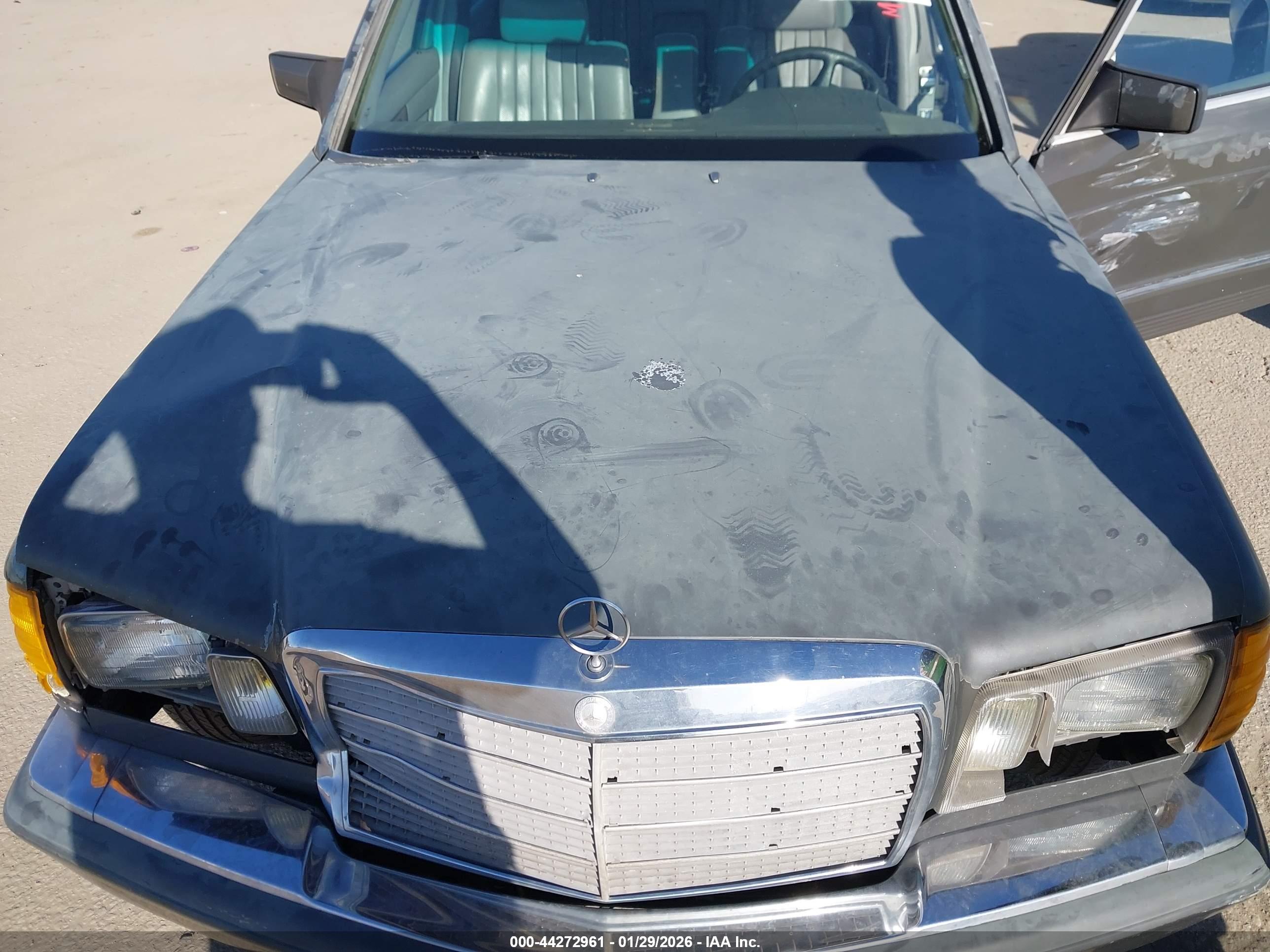 MERCEDES-BENZ 300 image 10