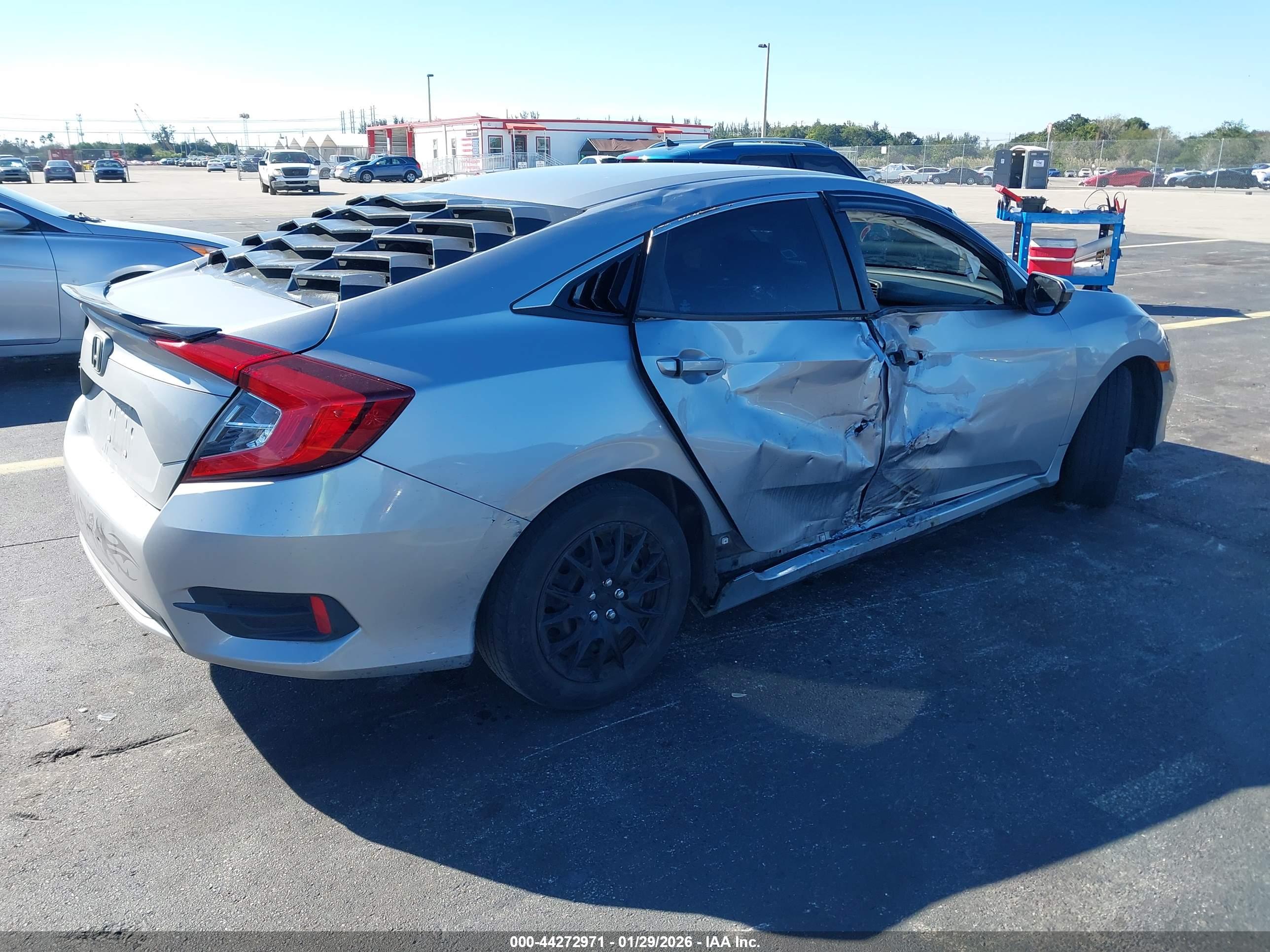 HONDA CIVIC image 4