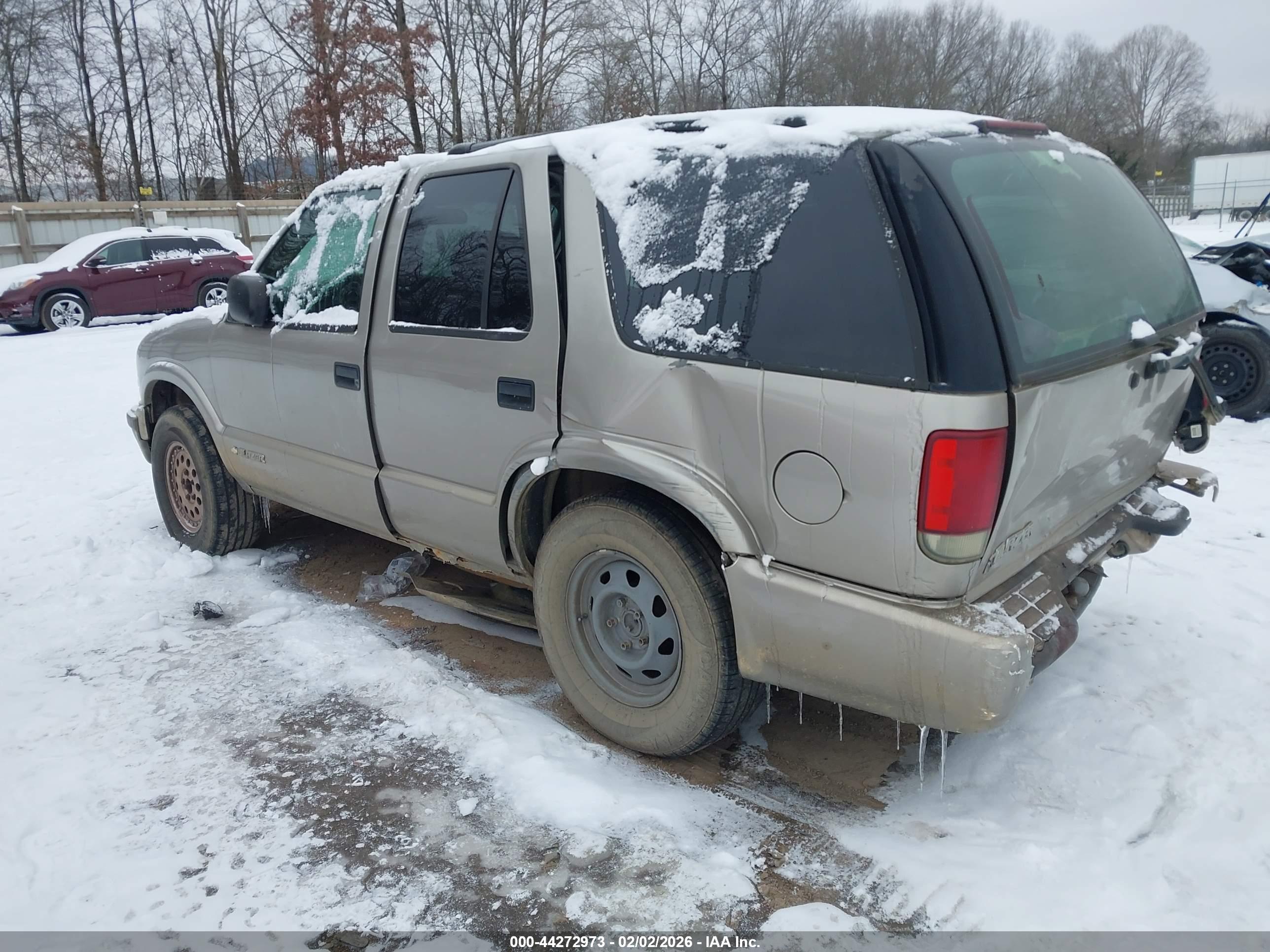 CHEVROLET BLAZER image 3