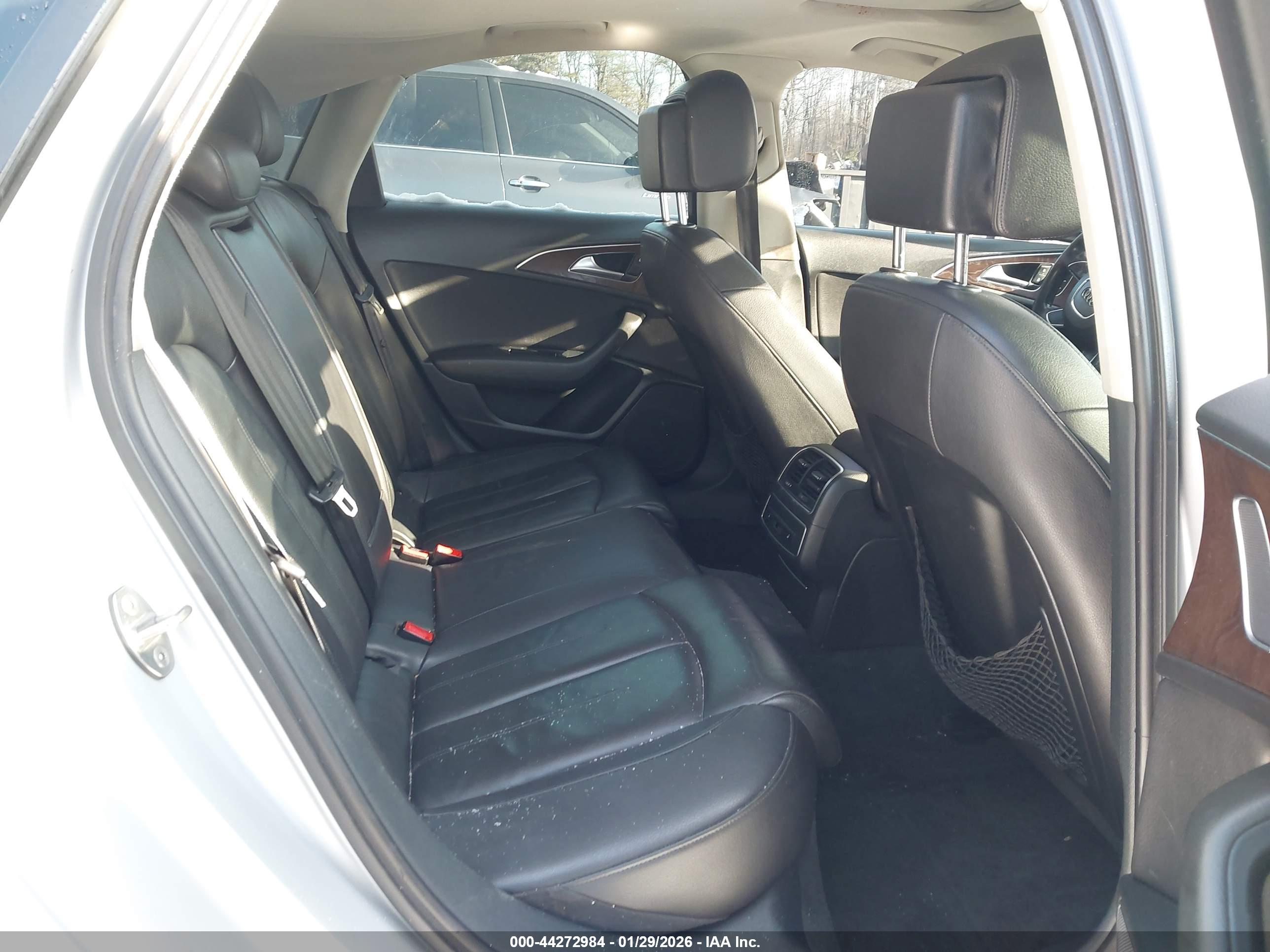 AUDI A6 image 8