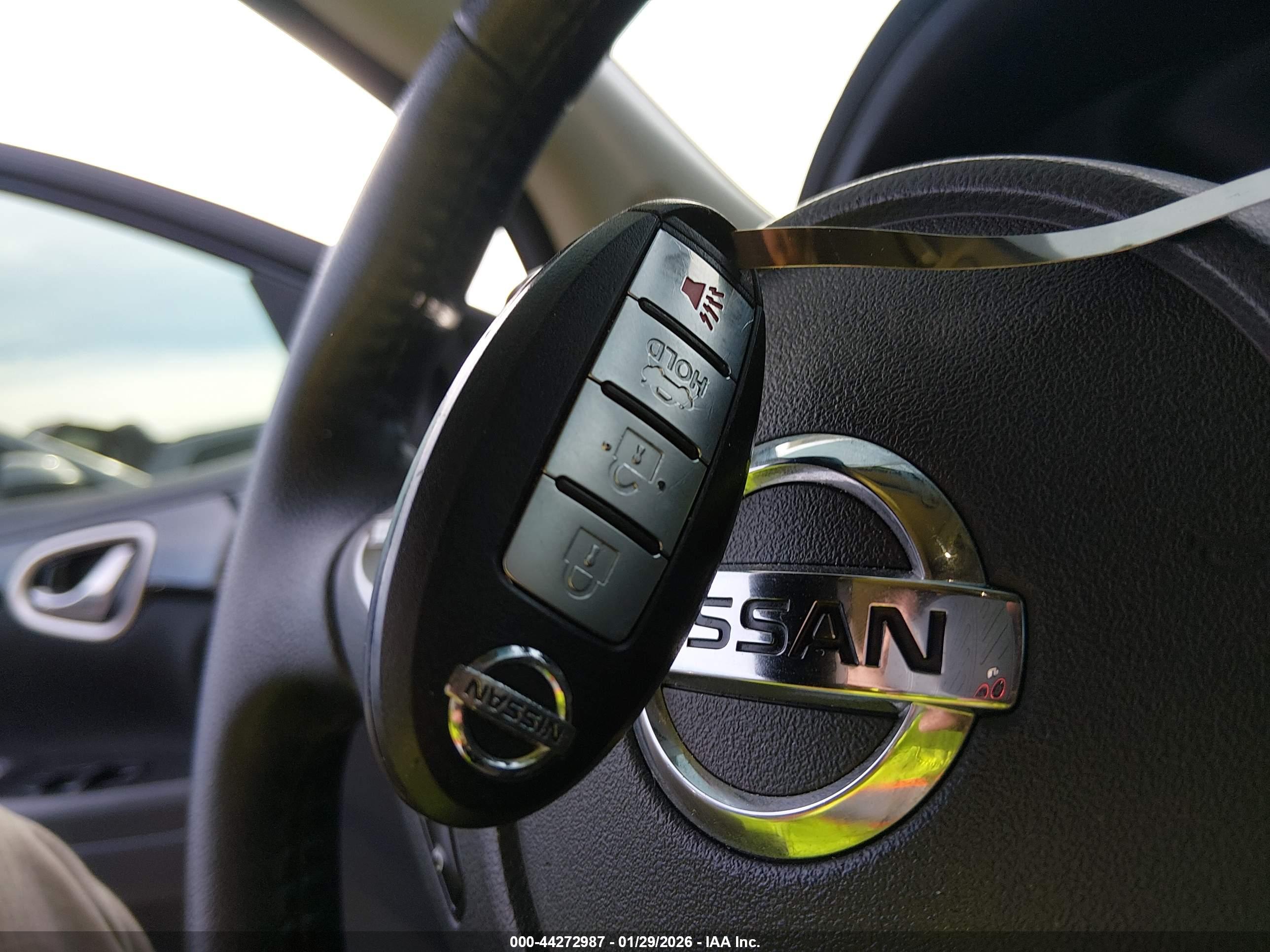 NISSAN SENTRA image 11
