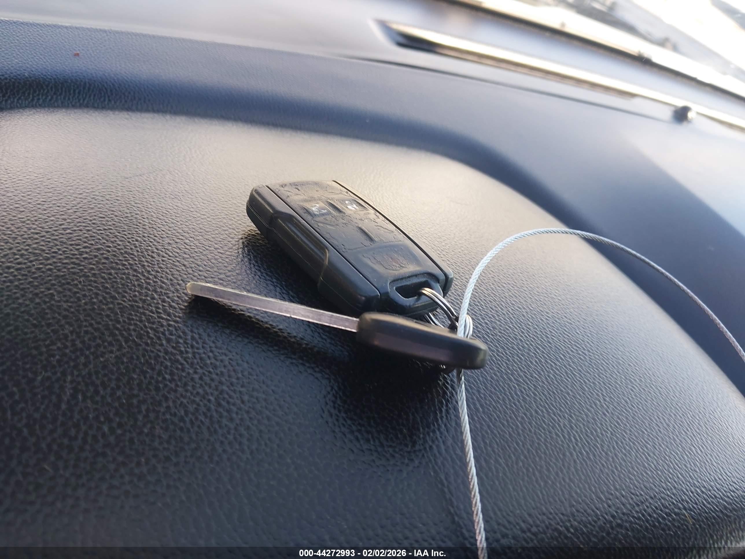 CHEVROLET SILVERADO image 11