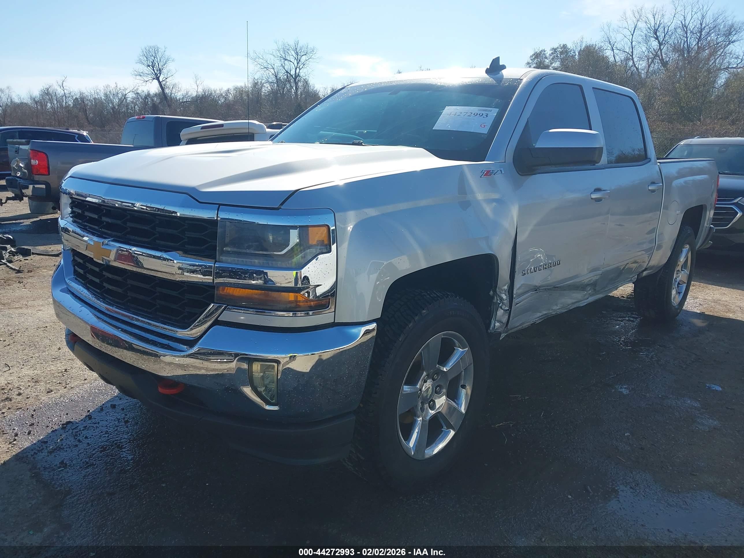 CHEVROLET SILVERADO image 2