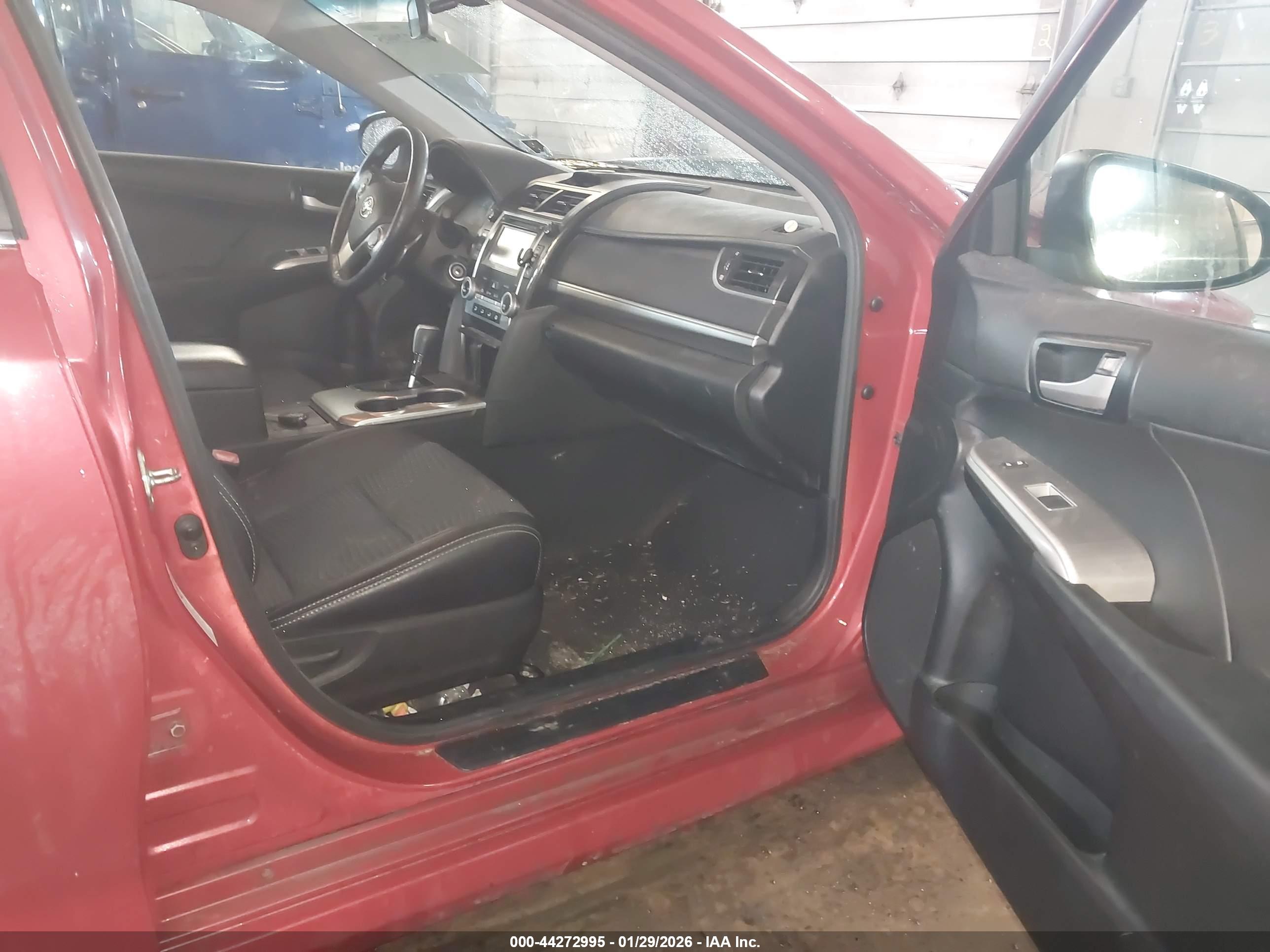 TOYOTA CAMRY image 5