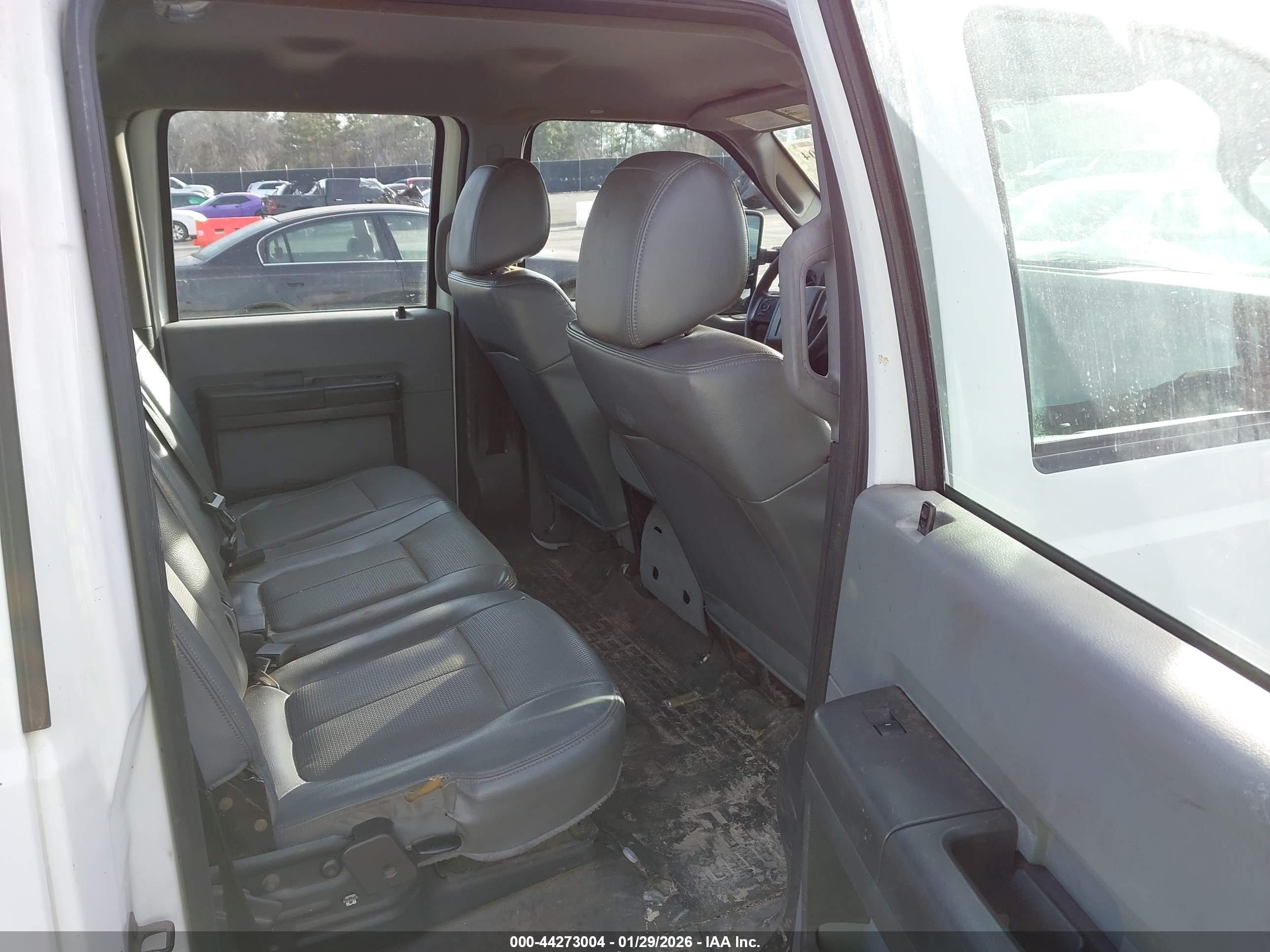 FORD F-250 image 8