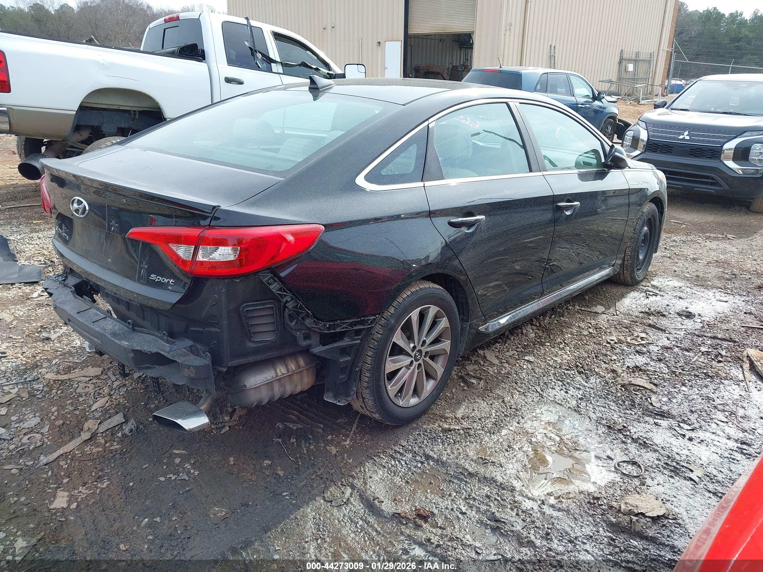 HYUNDAI SONATA image 4