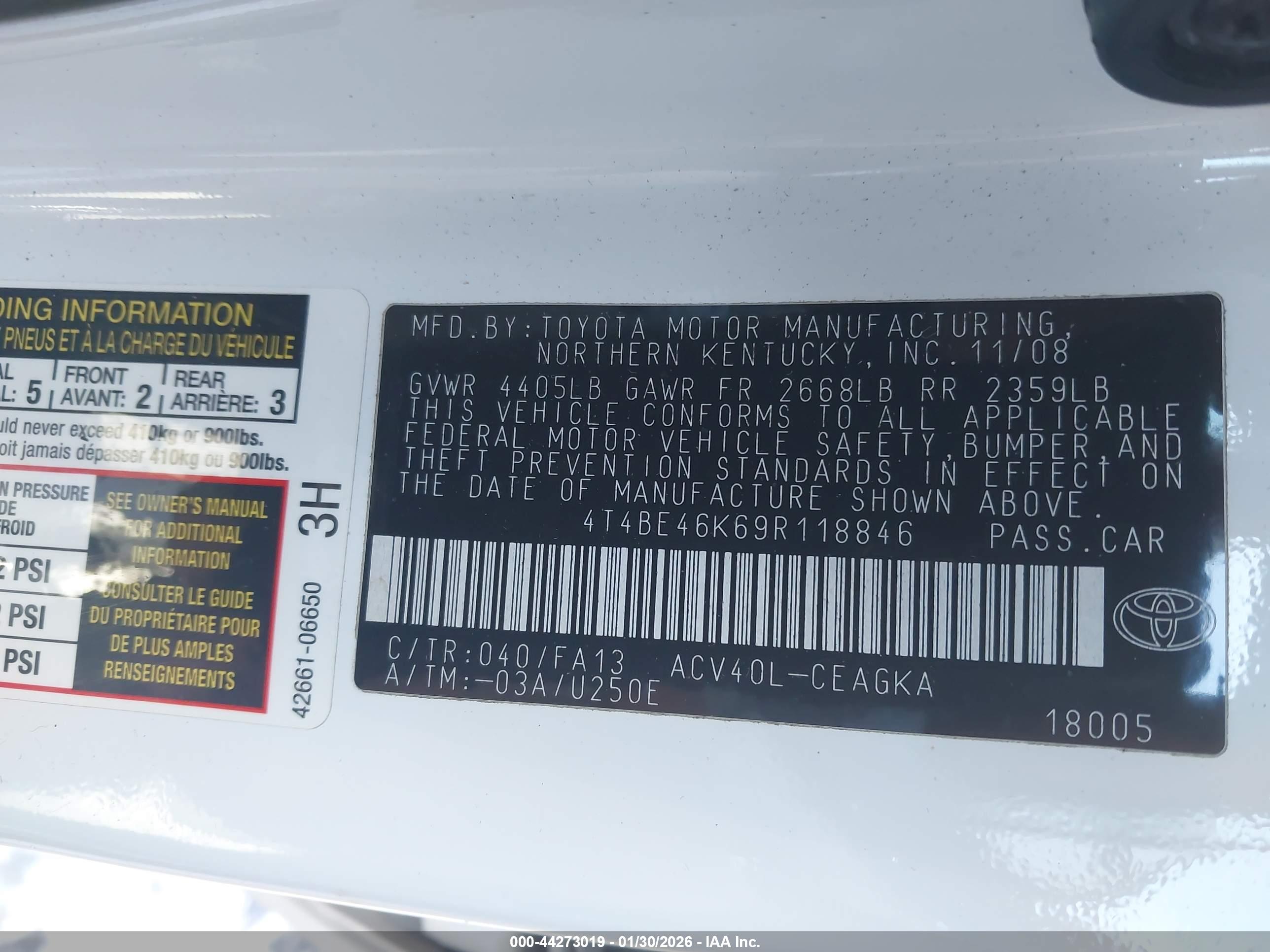 TOYOTA CAMRY image 9