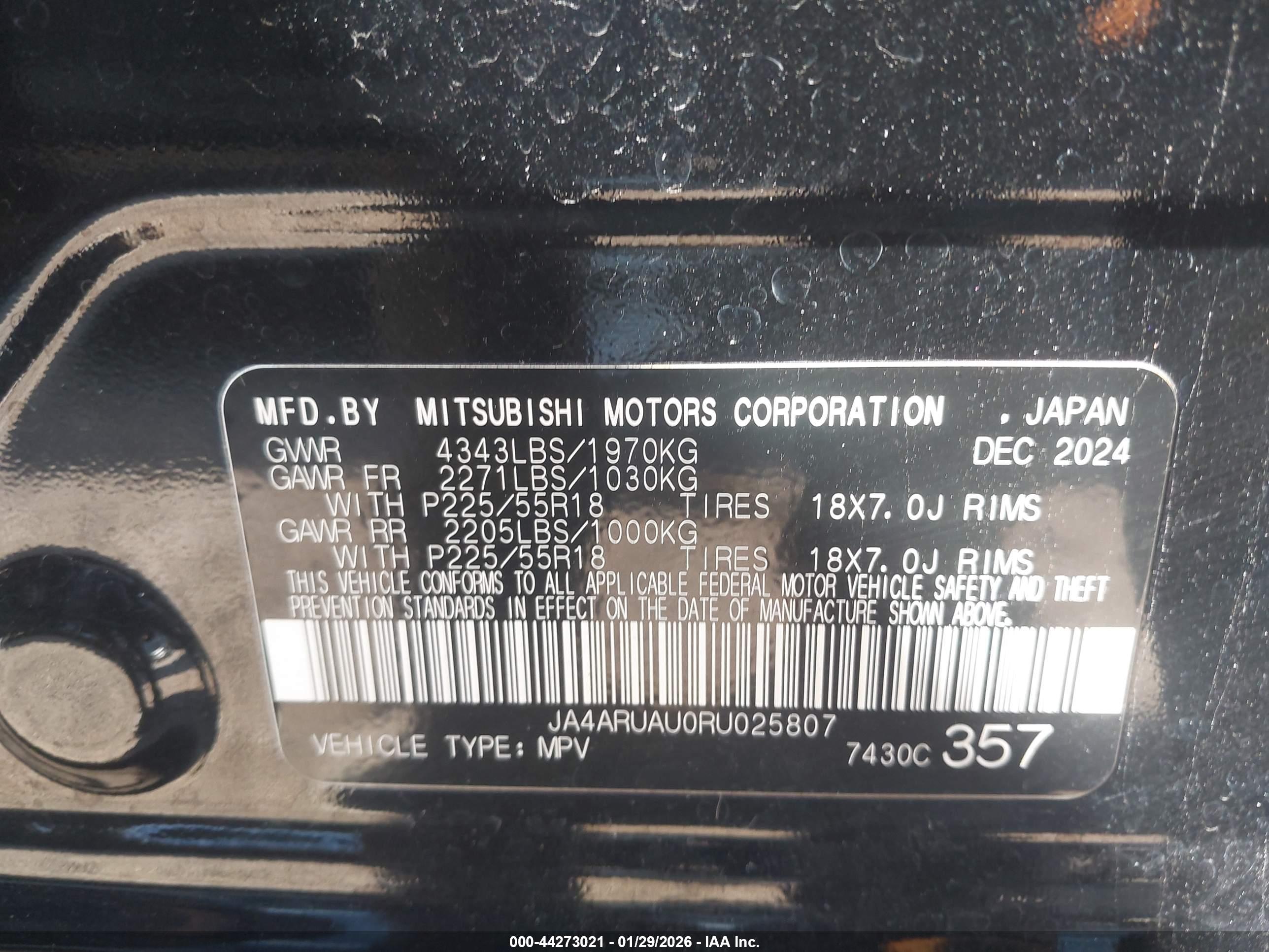 MITSUBISHI OUTLANDER image 9