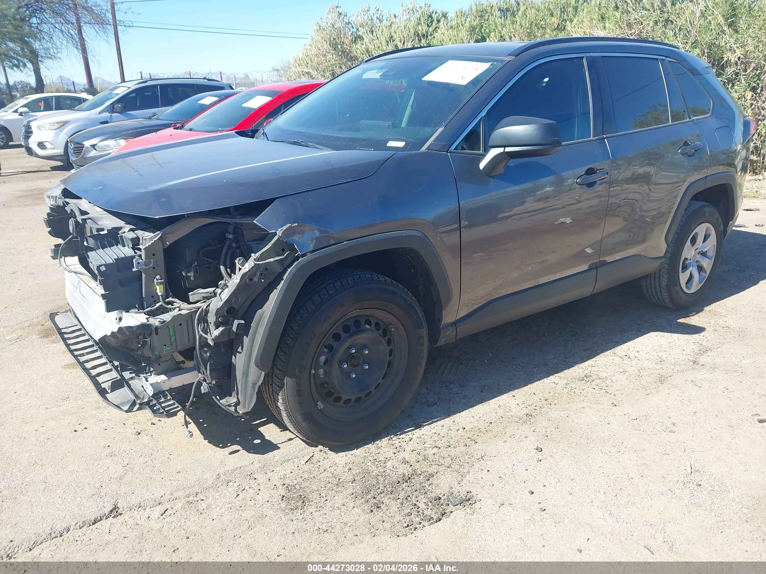 TOYOTA RAV4 image 2