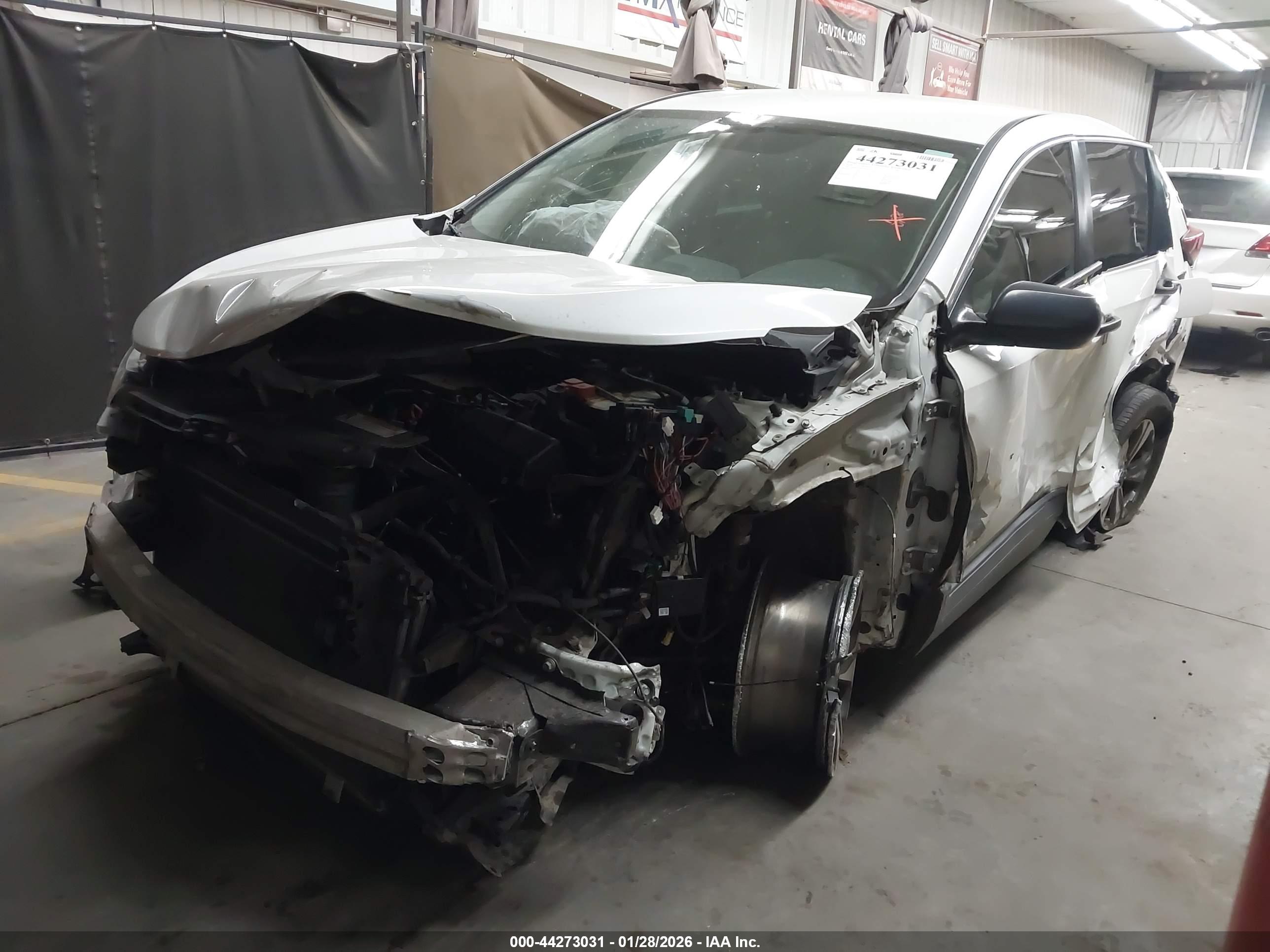 HONDA CR-V image 2