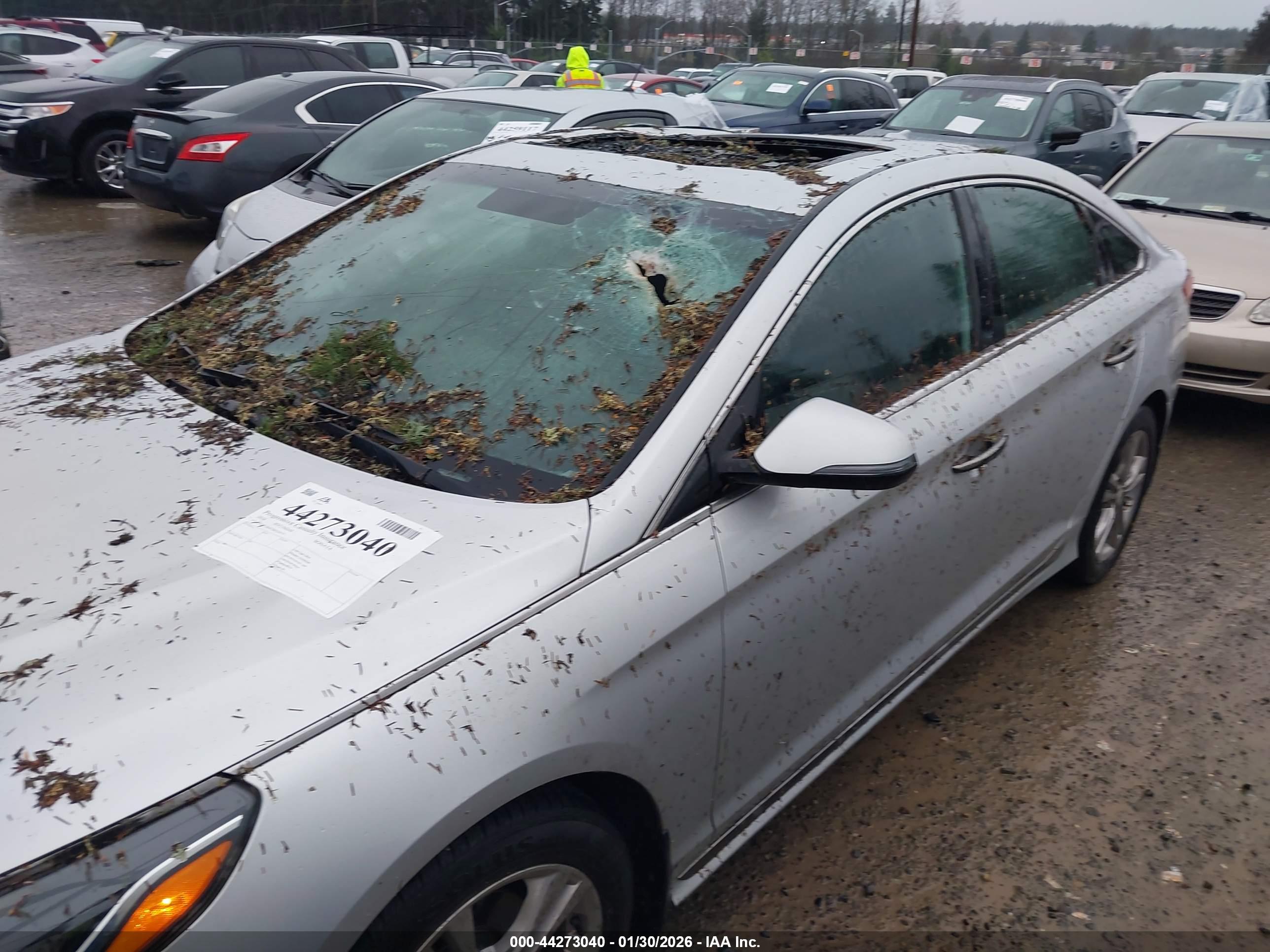 HYUNDAI SONATA image 6