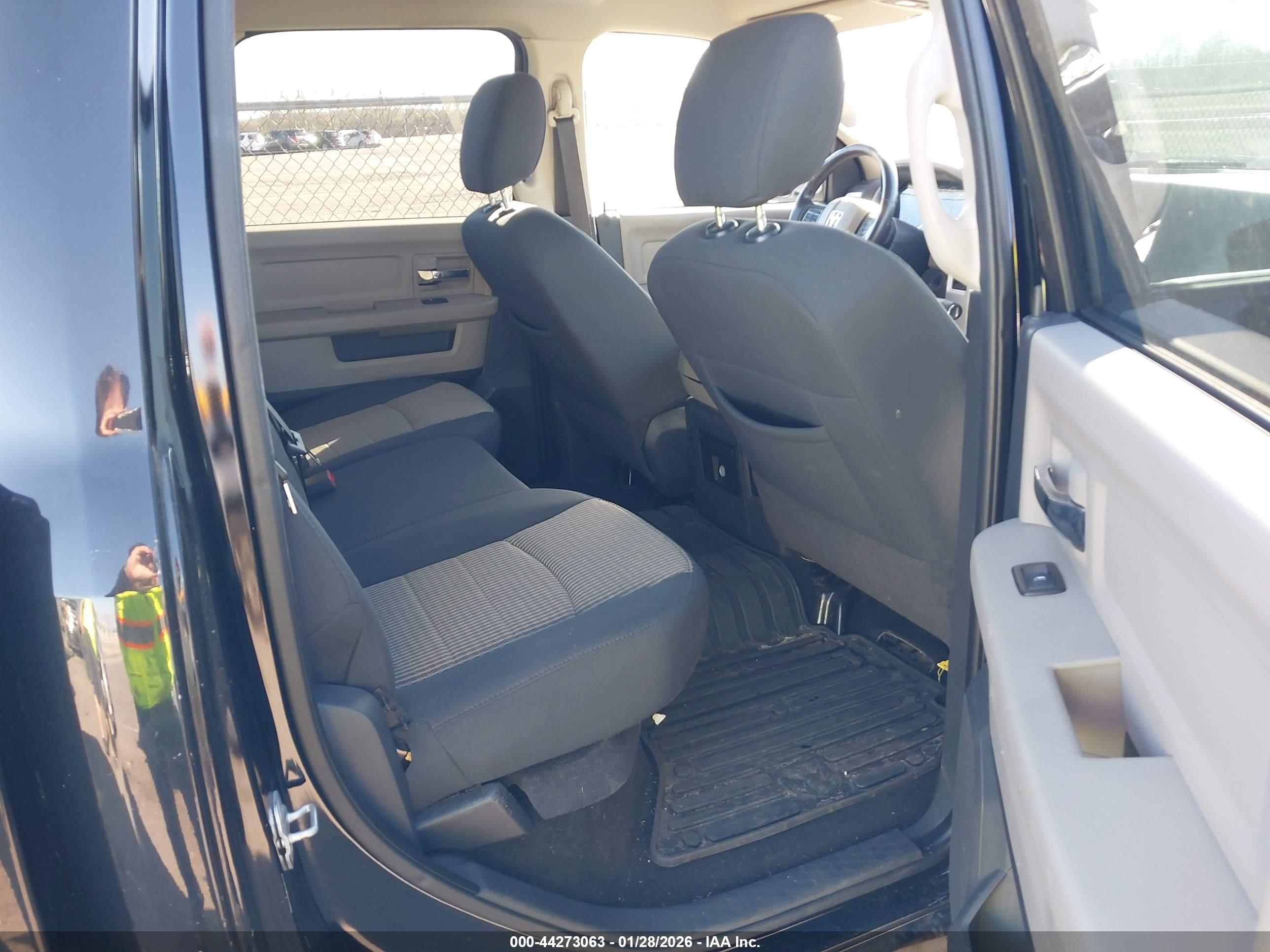 RAM 1500 image 8
