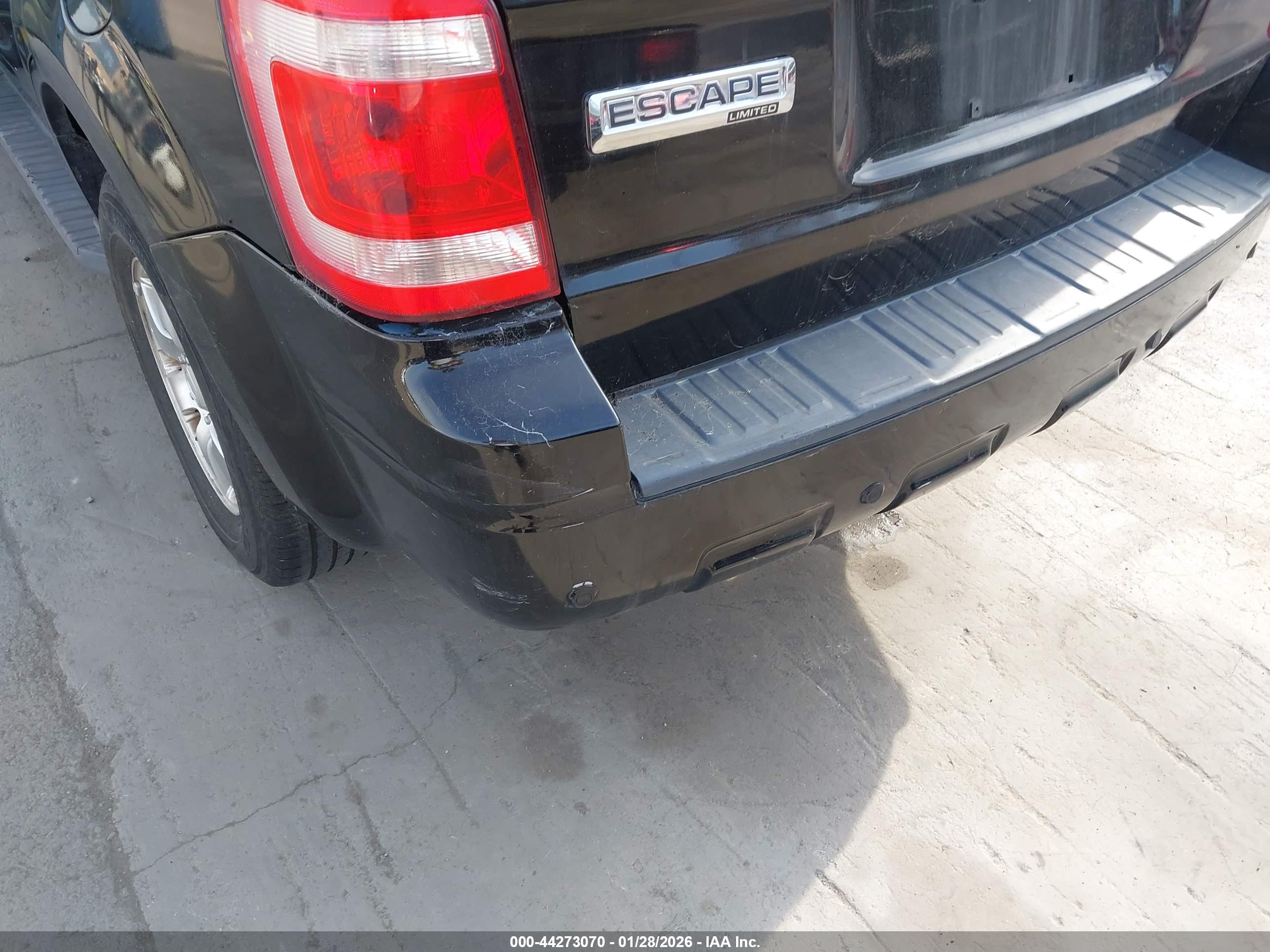 FORD ESCAPE image 6