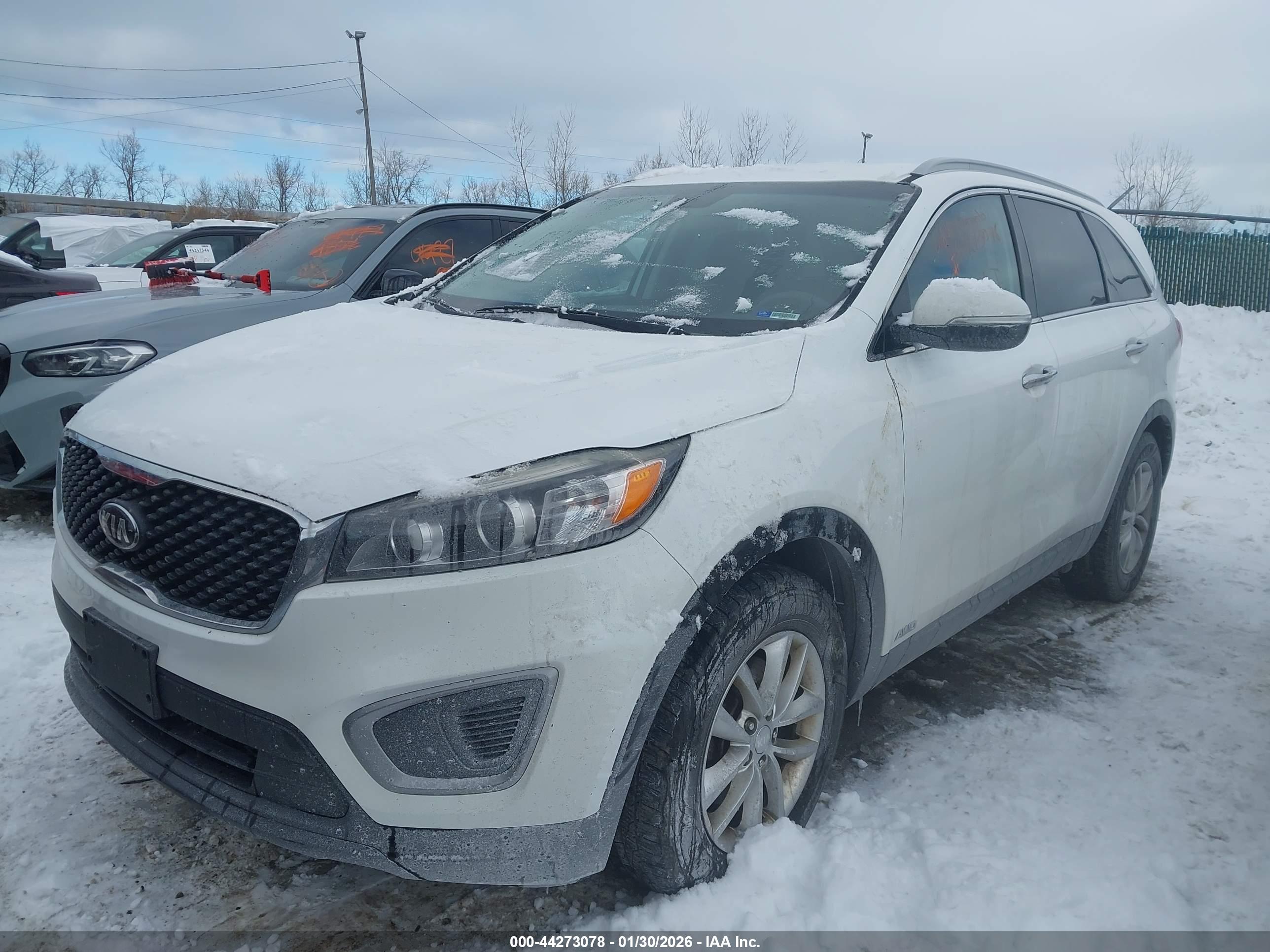KIA SORENTO image 2