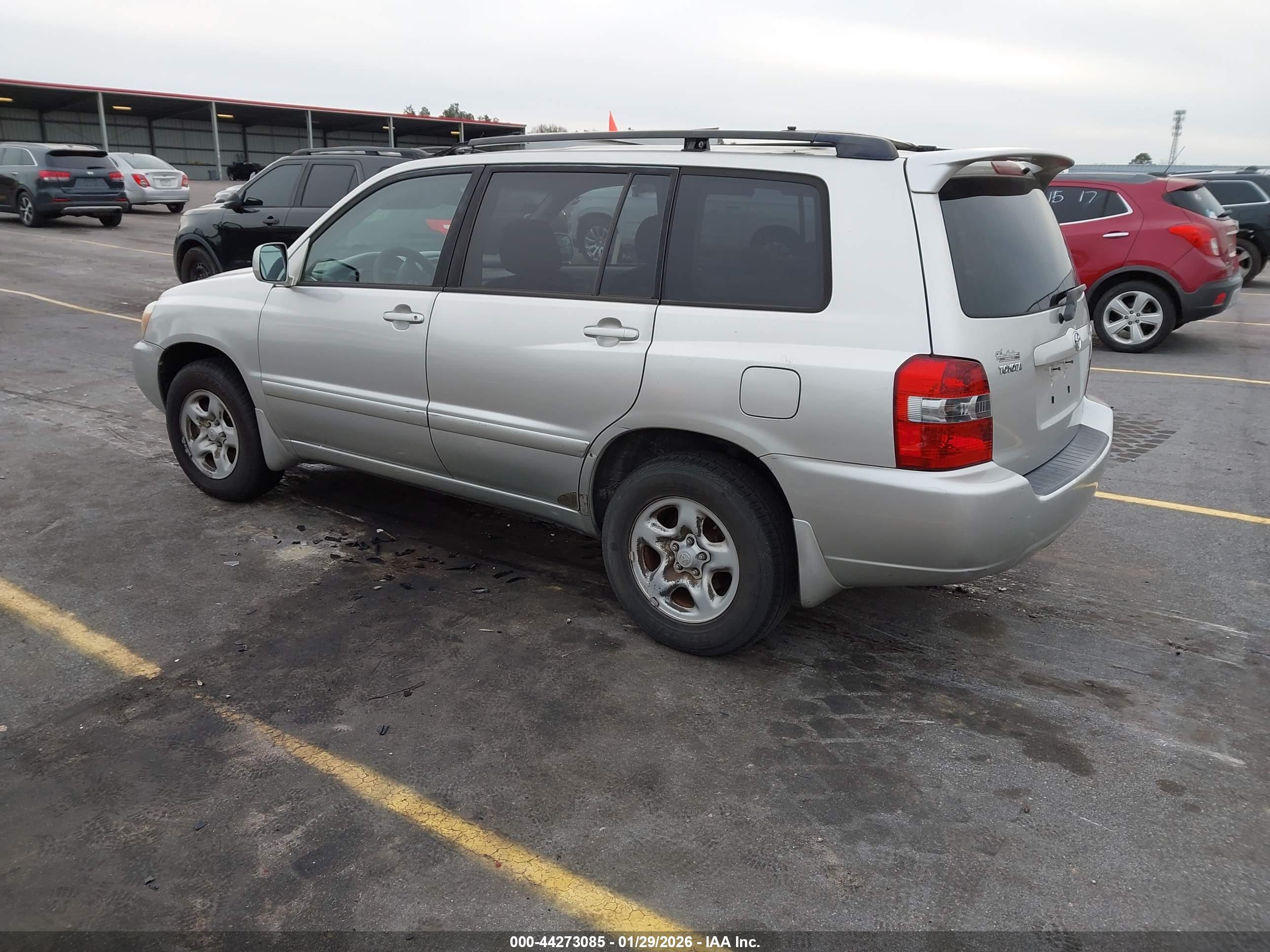 TOYOTA HIGHLANDER image 3