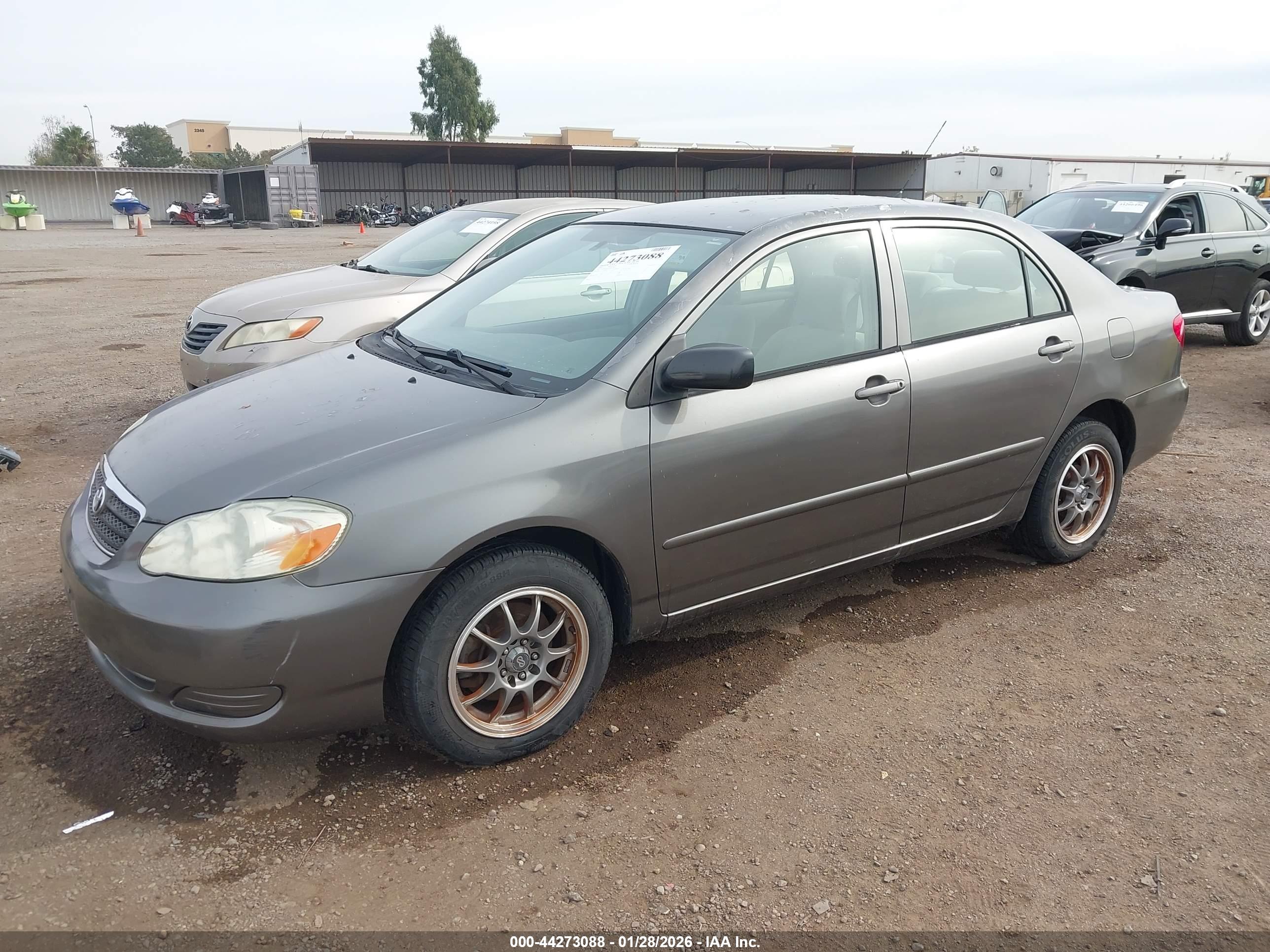 TOYOTA COROLLA image 2