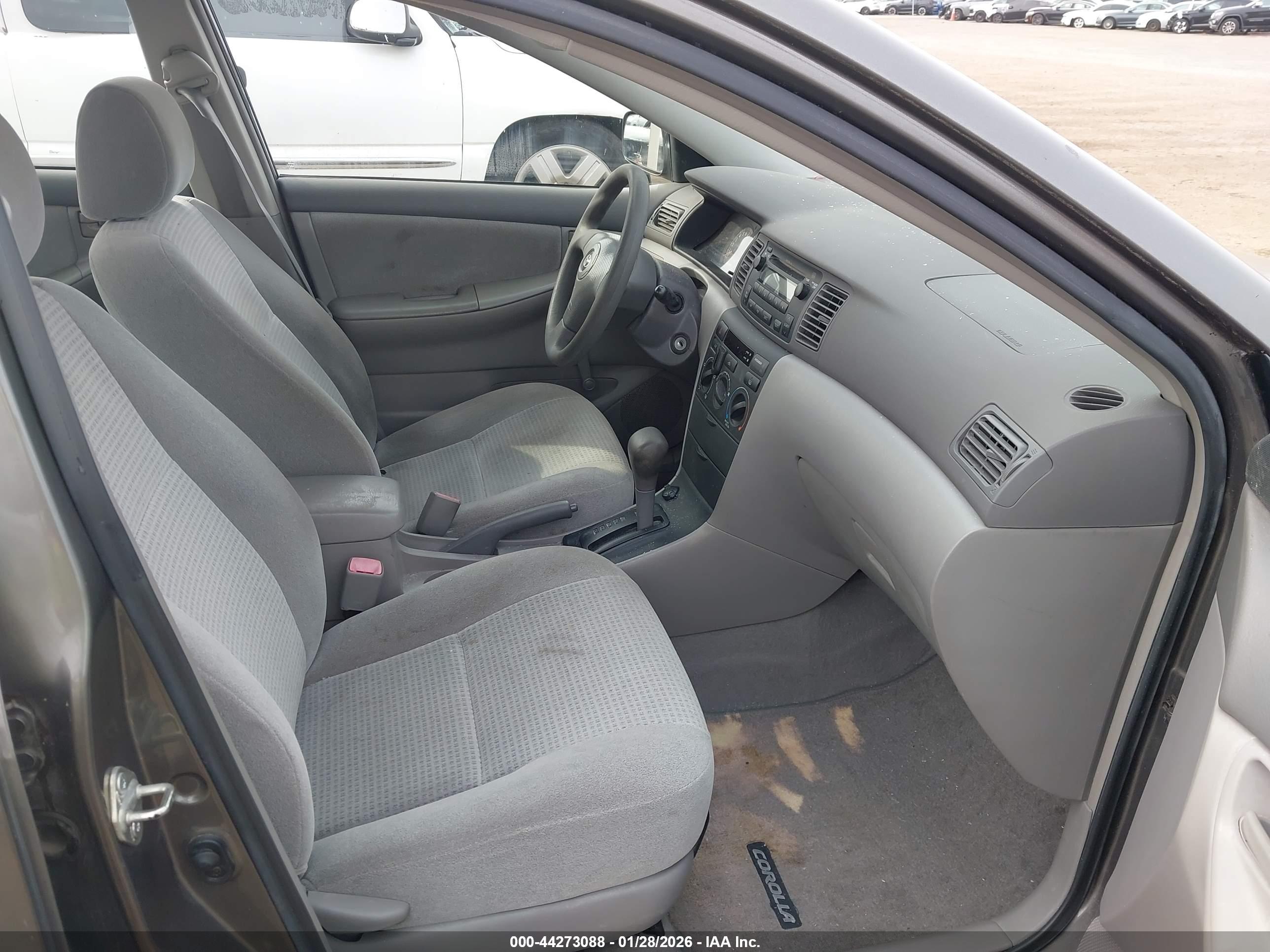 TOYOTA COROLLA image 5