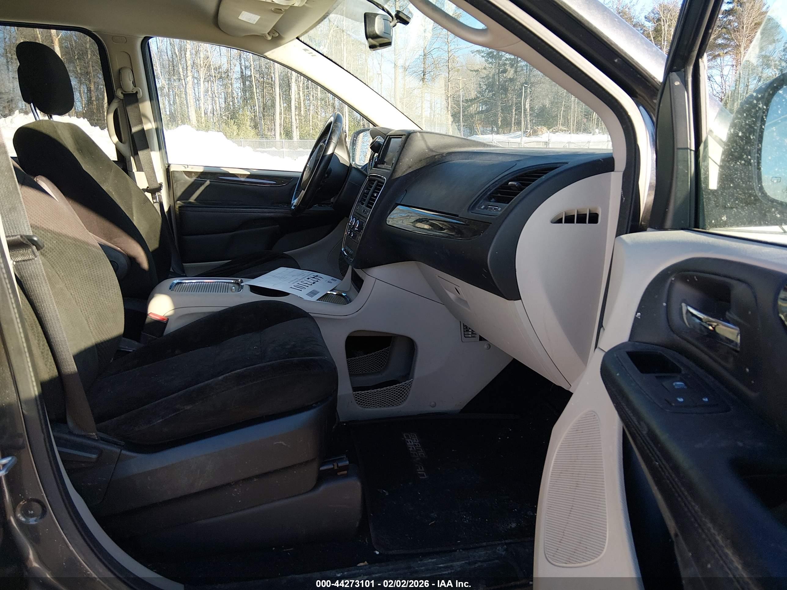 DODGE GRAND image 5
