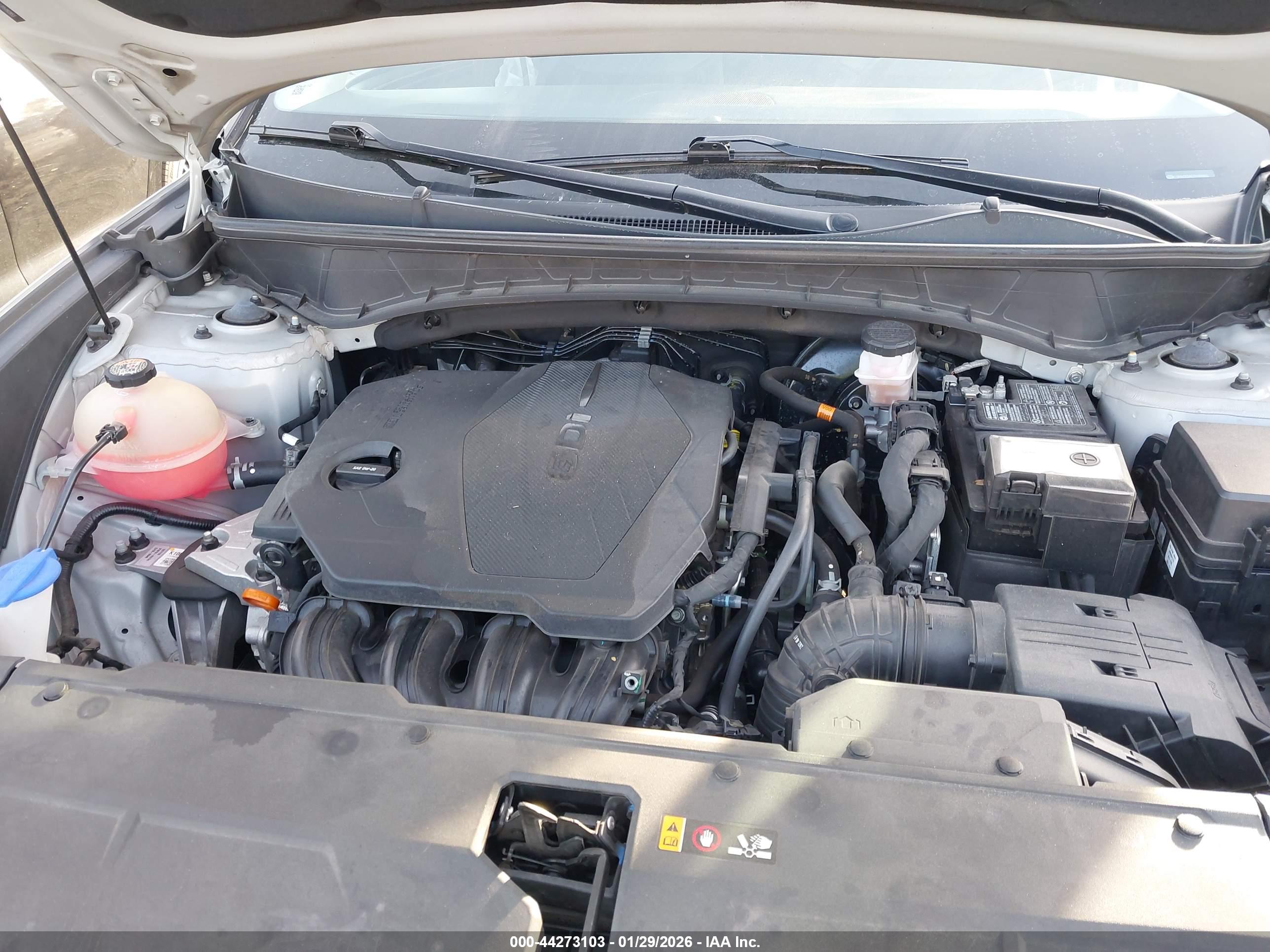 HYUNDAI TUCSON image 10