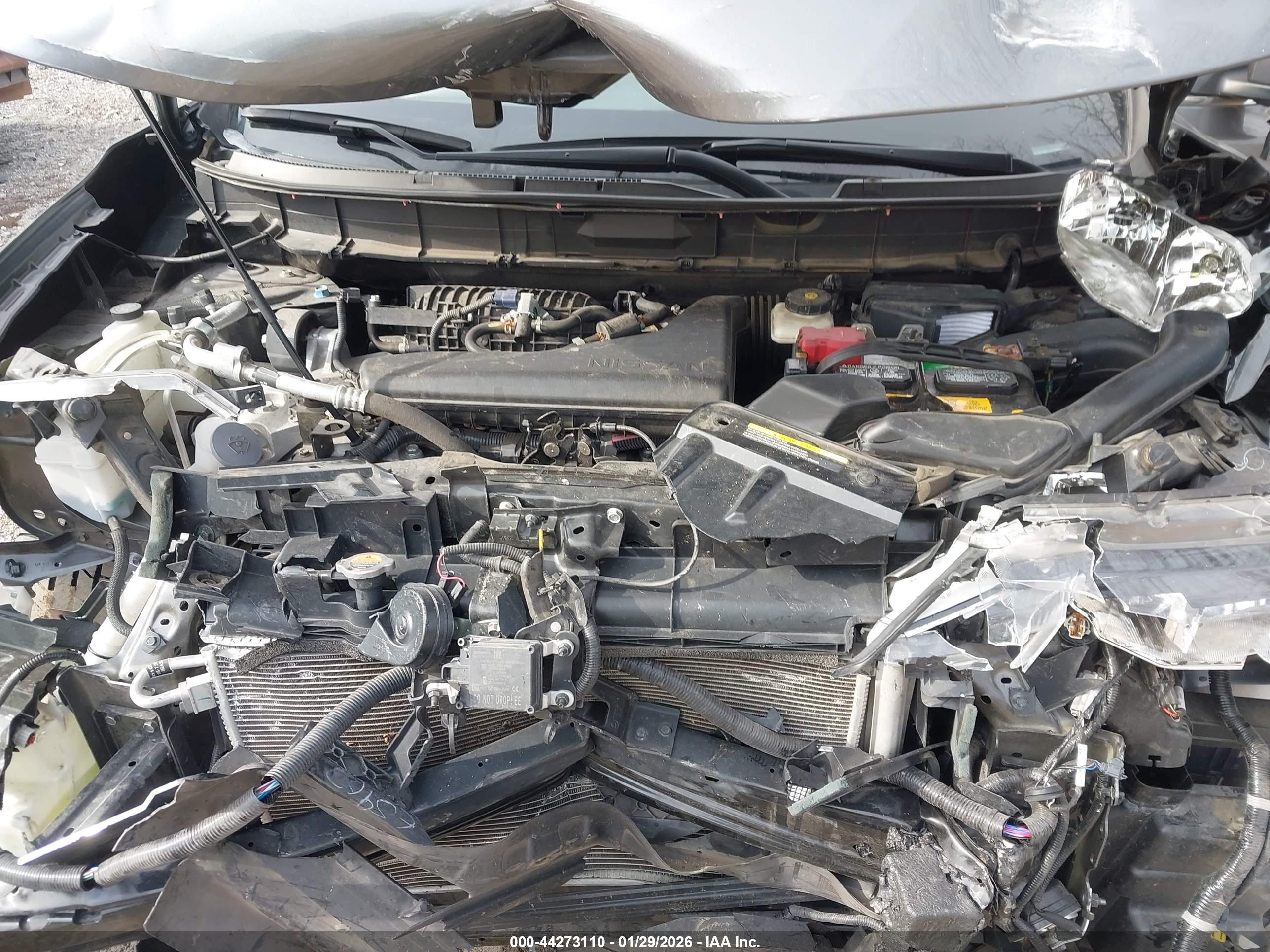 NISSAN ROGUE image 10