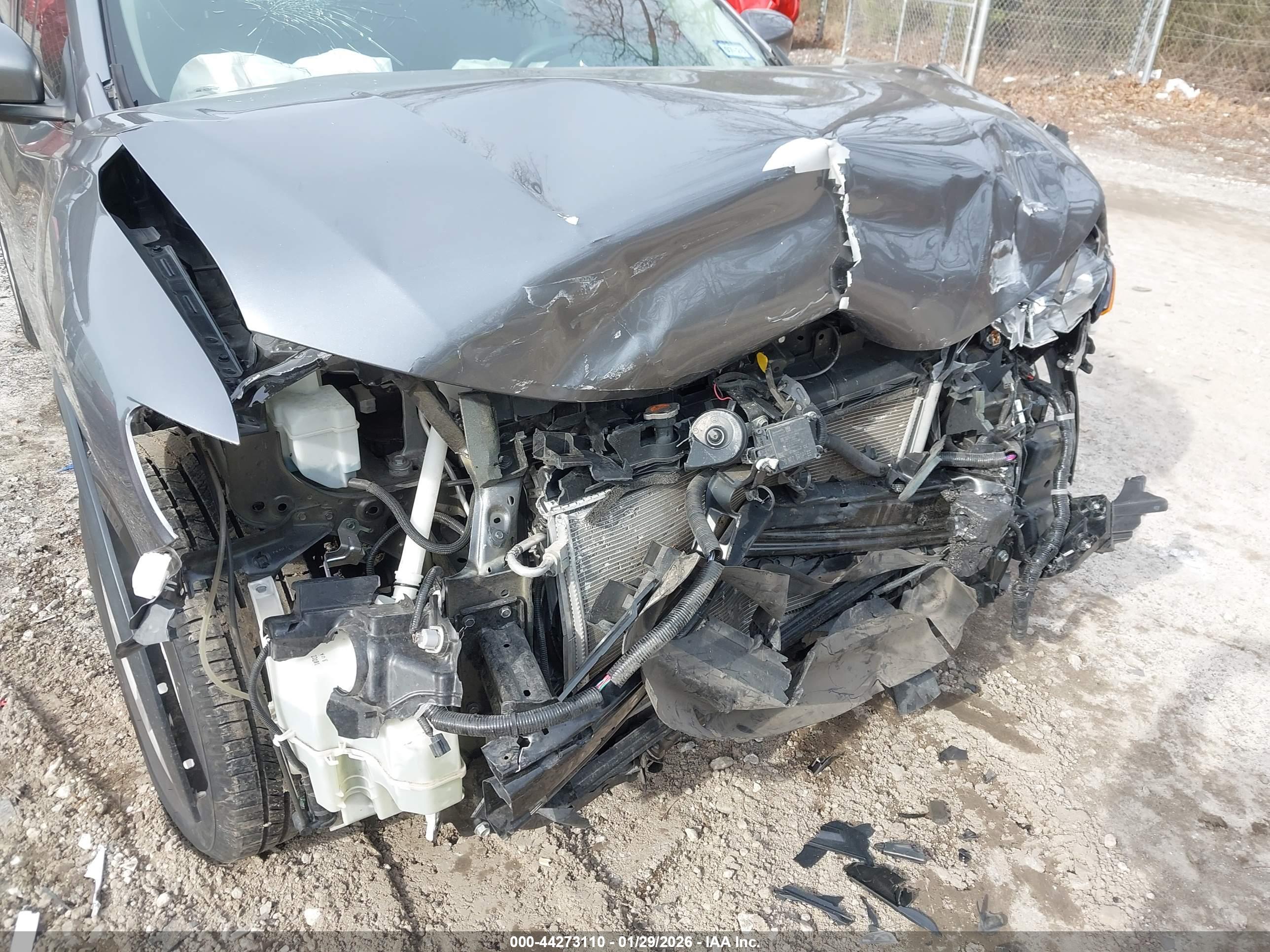 NISSAN ROGUE image 6