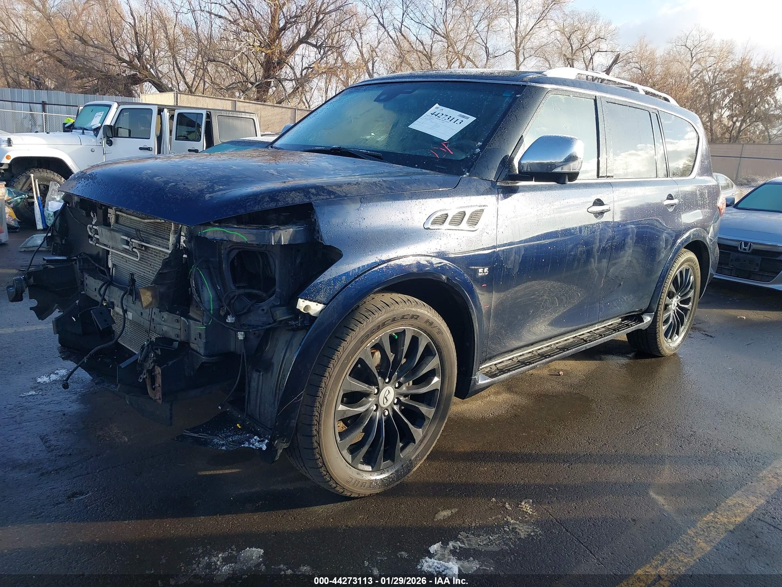 INFINITI QX80 image 2