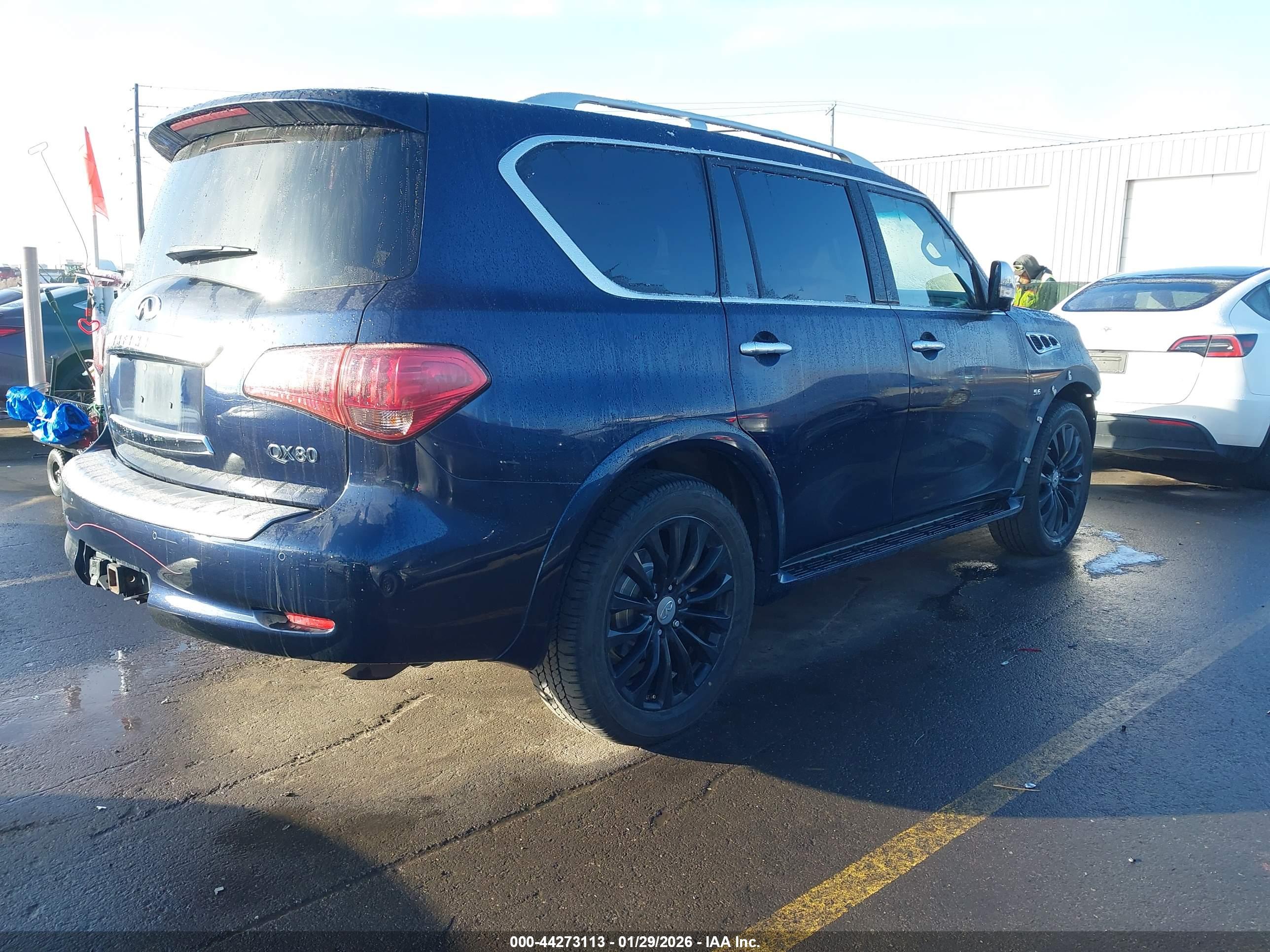 INFINITI QX80 image 4