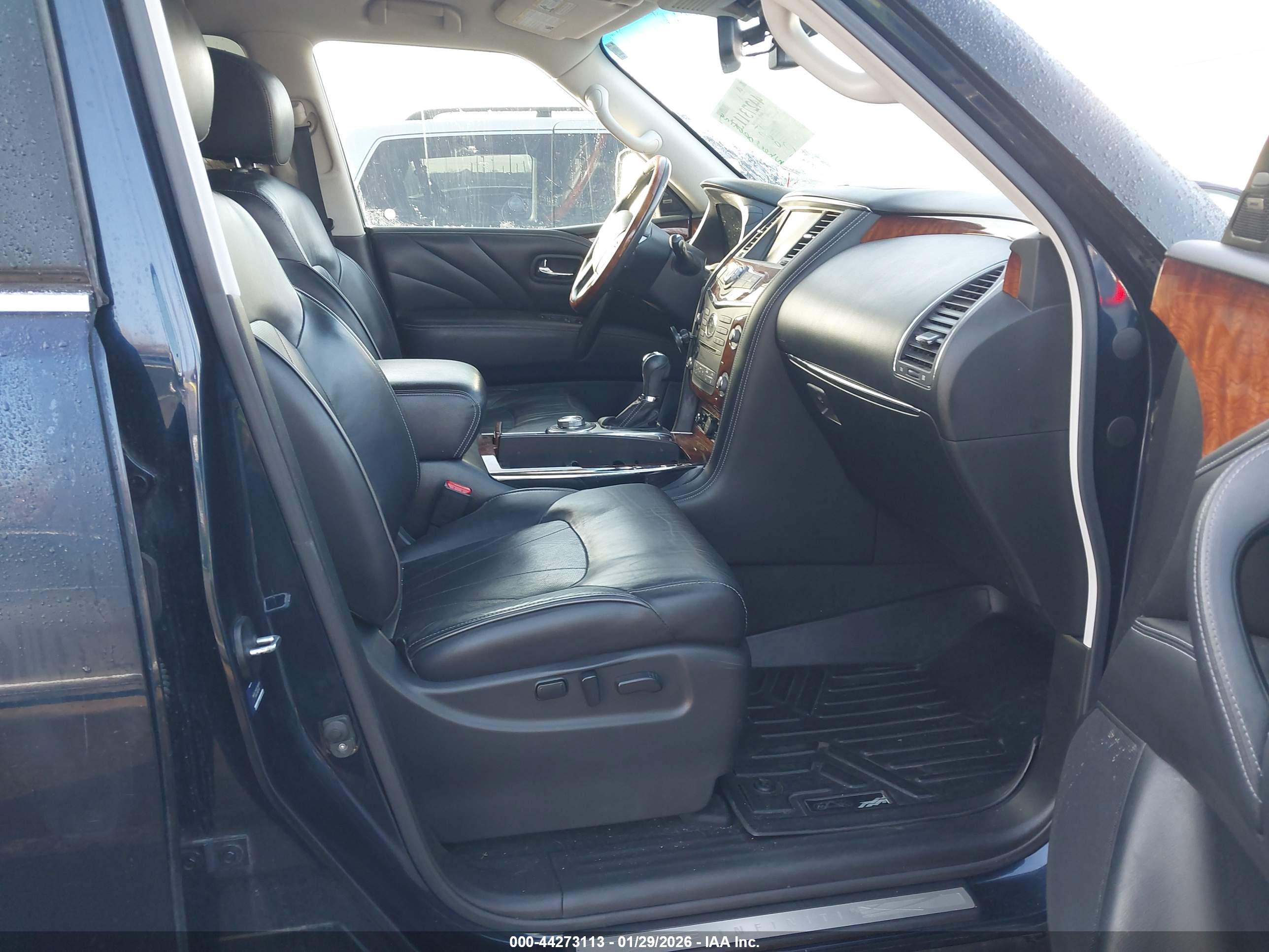INFINITI QX80 image 5
