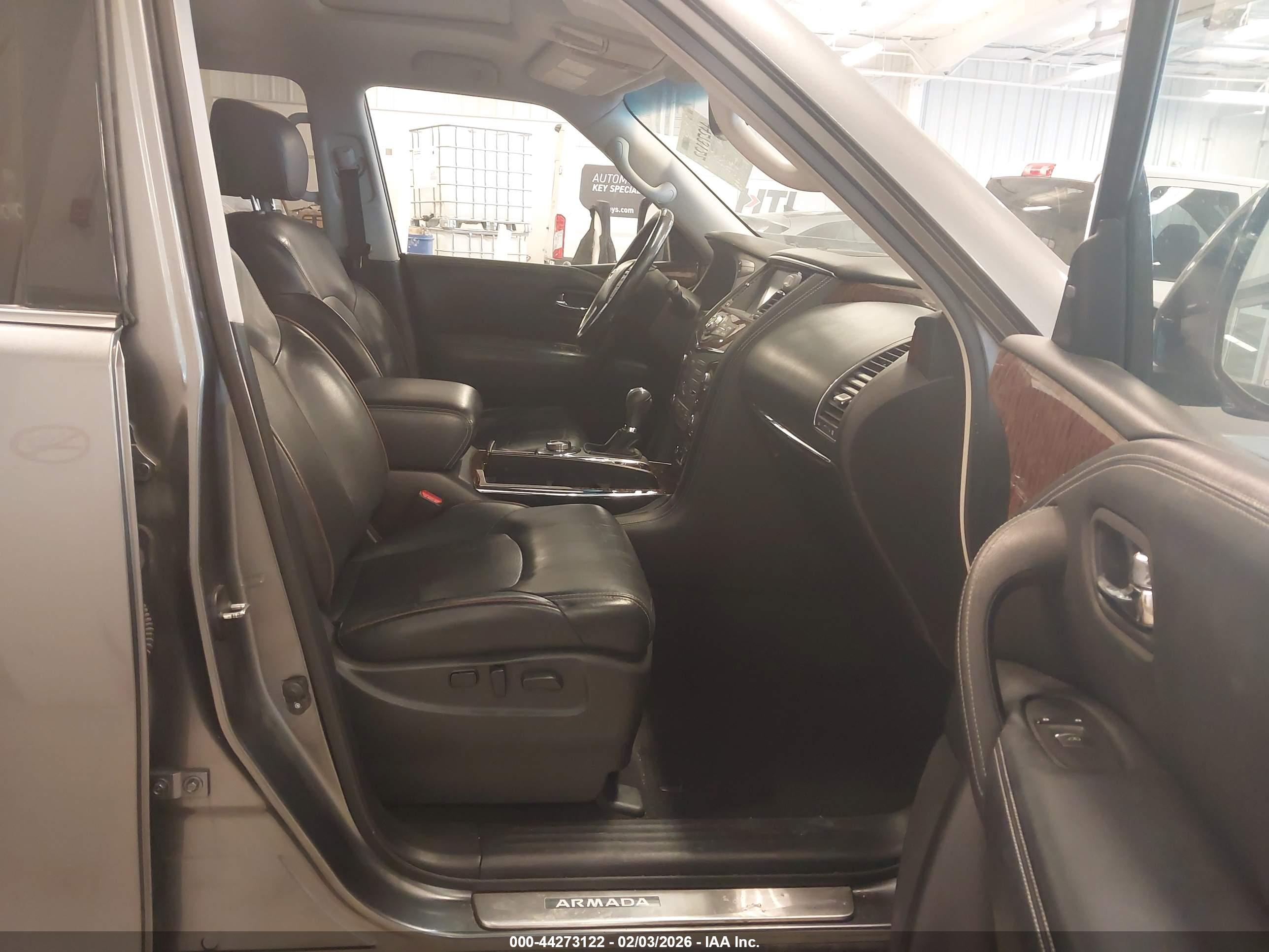 NISSAN ARMADA image 5