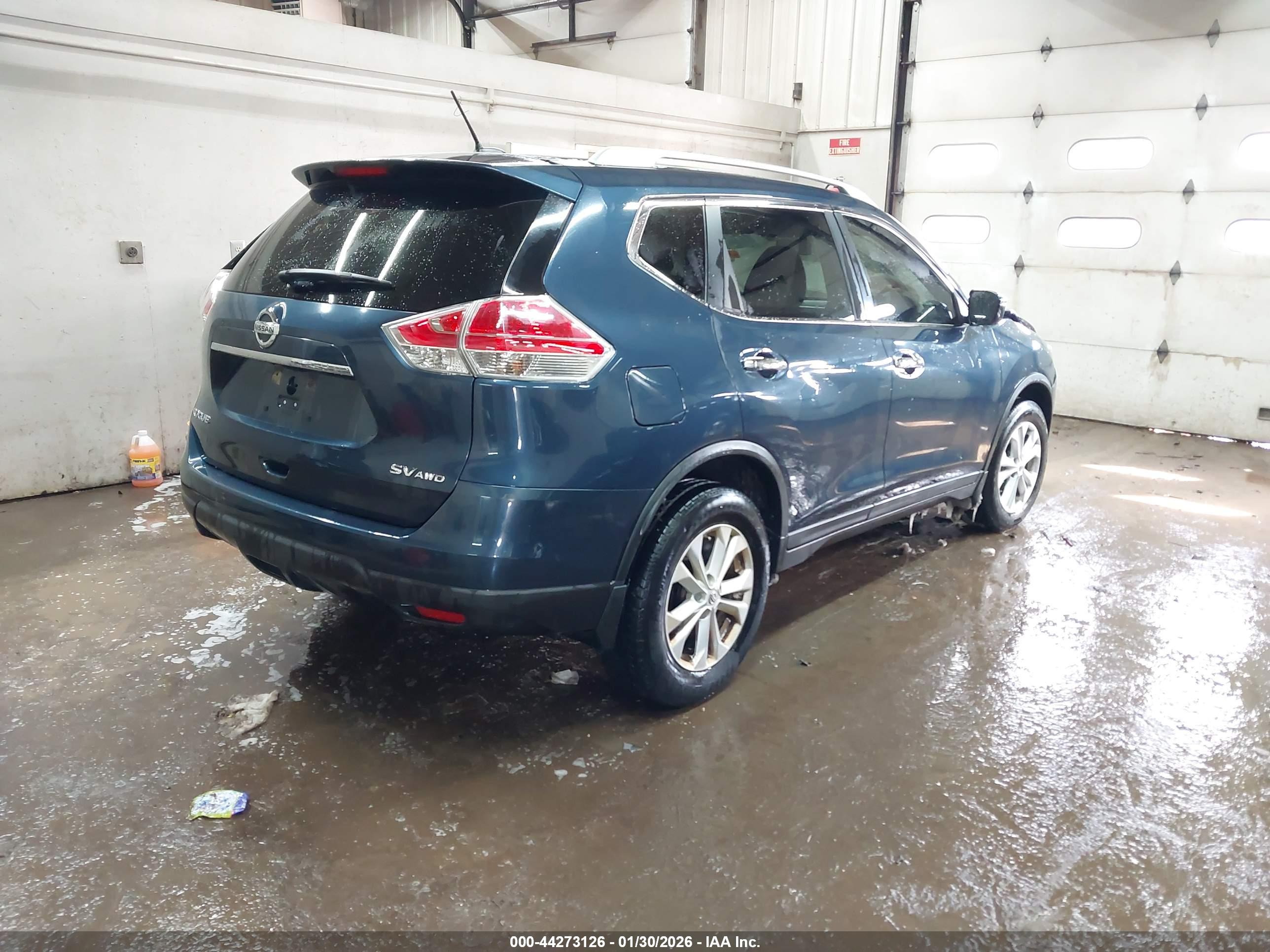 NISSAN ROGUE image 4