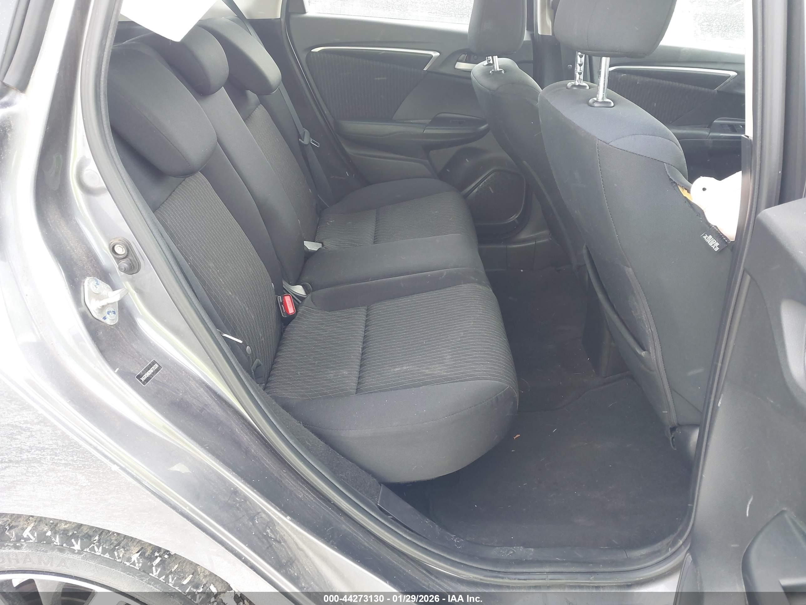 HONDA FIT image 8