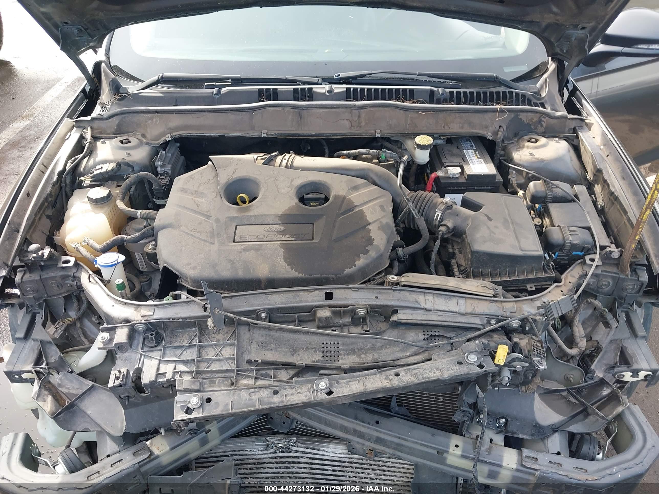 FORD FUSION image 10