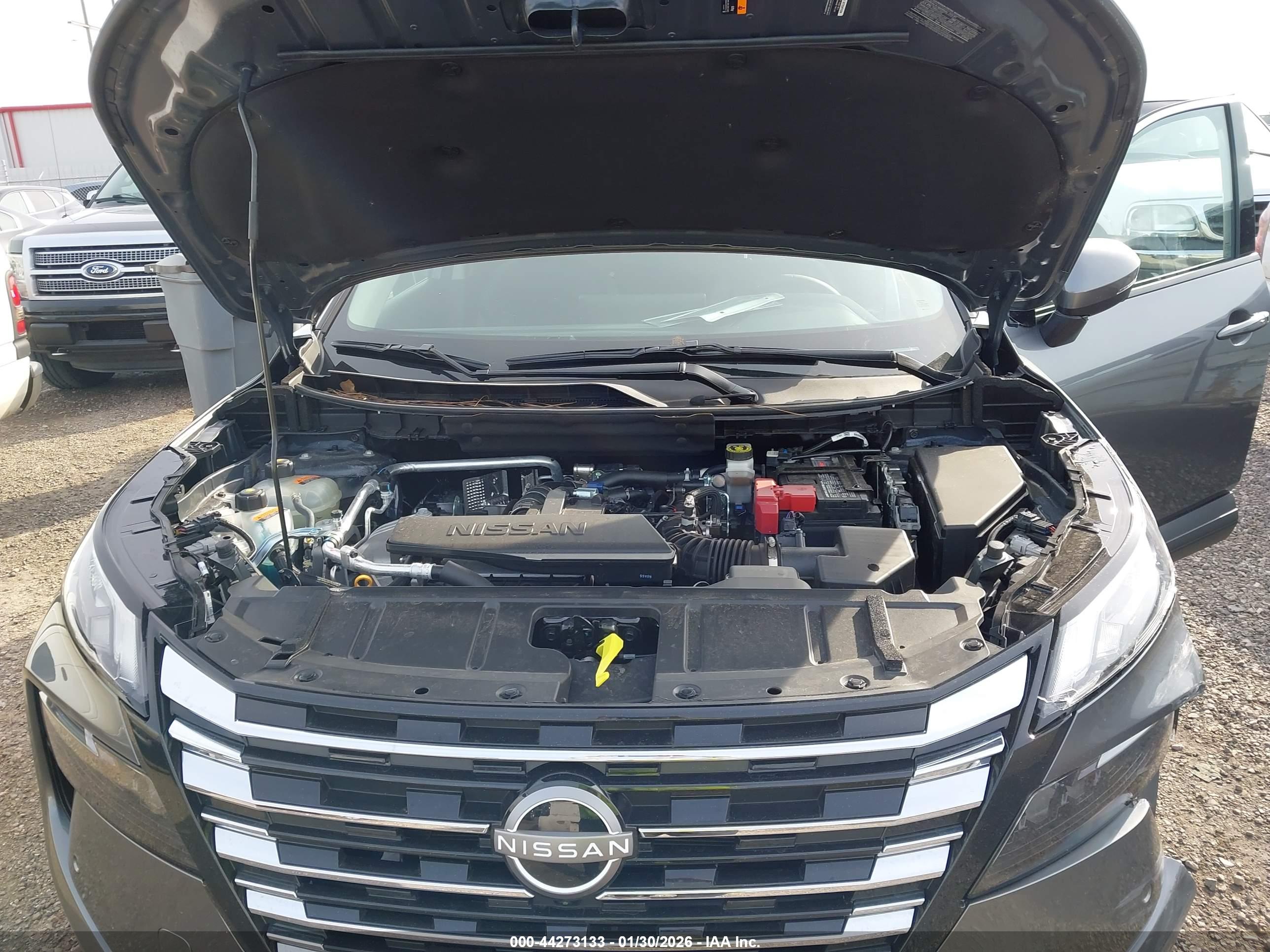 NISSAN ROGUE image 10