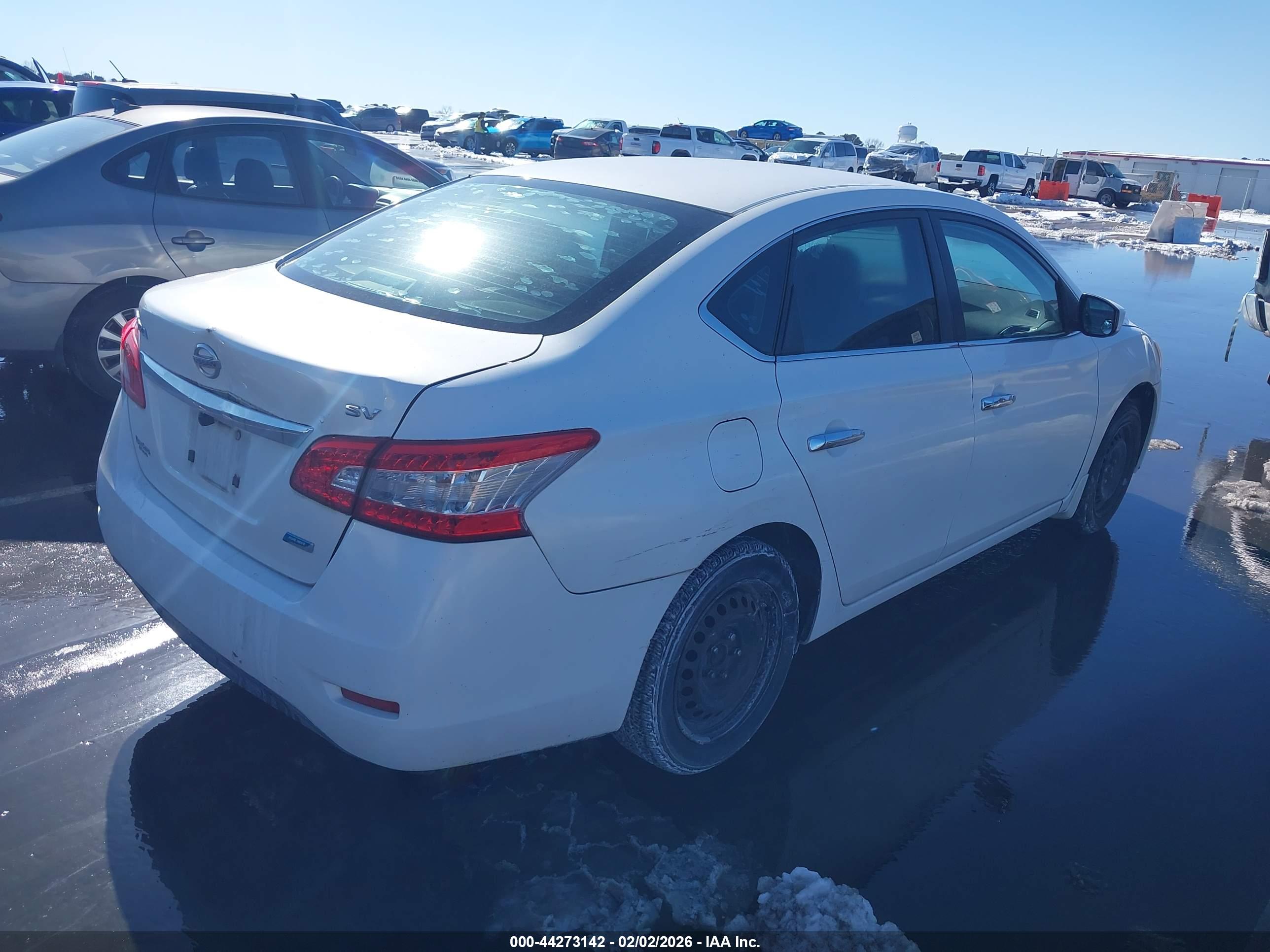 NISSAN SENTRA image 4