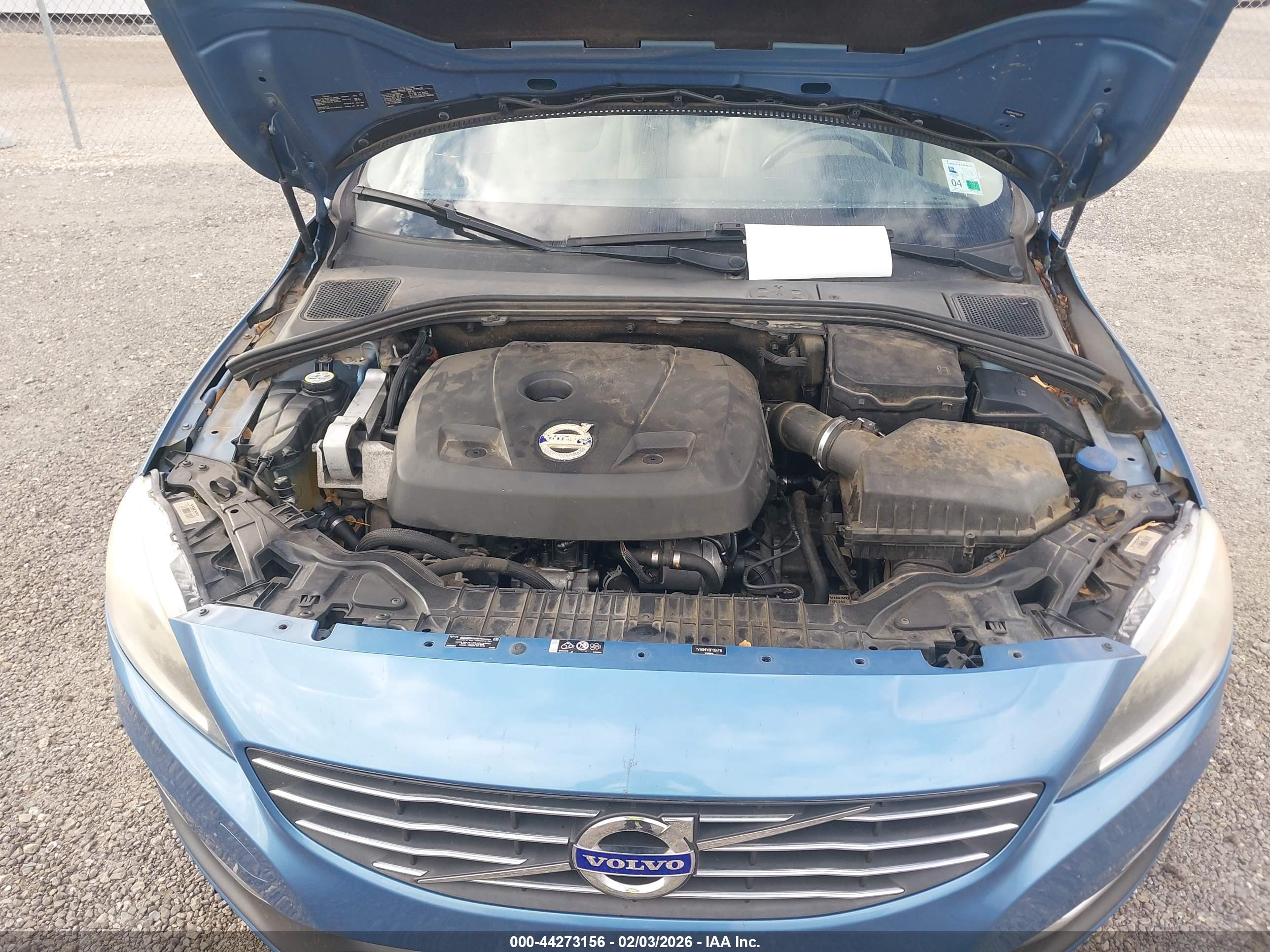 VOLVO S60 image 10