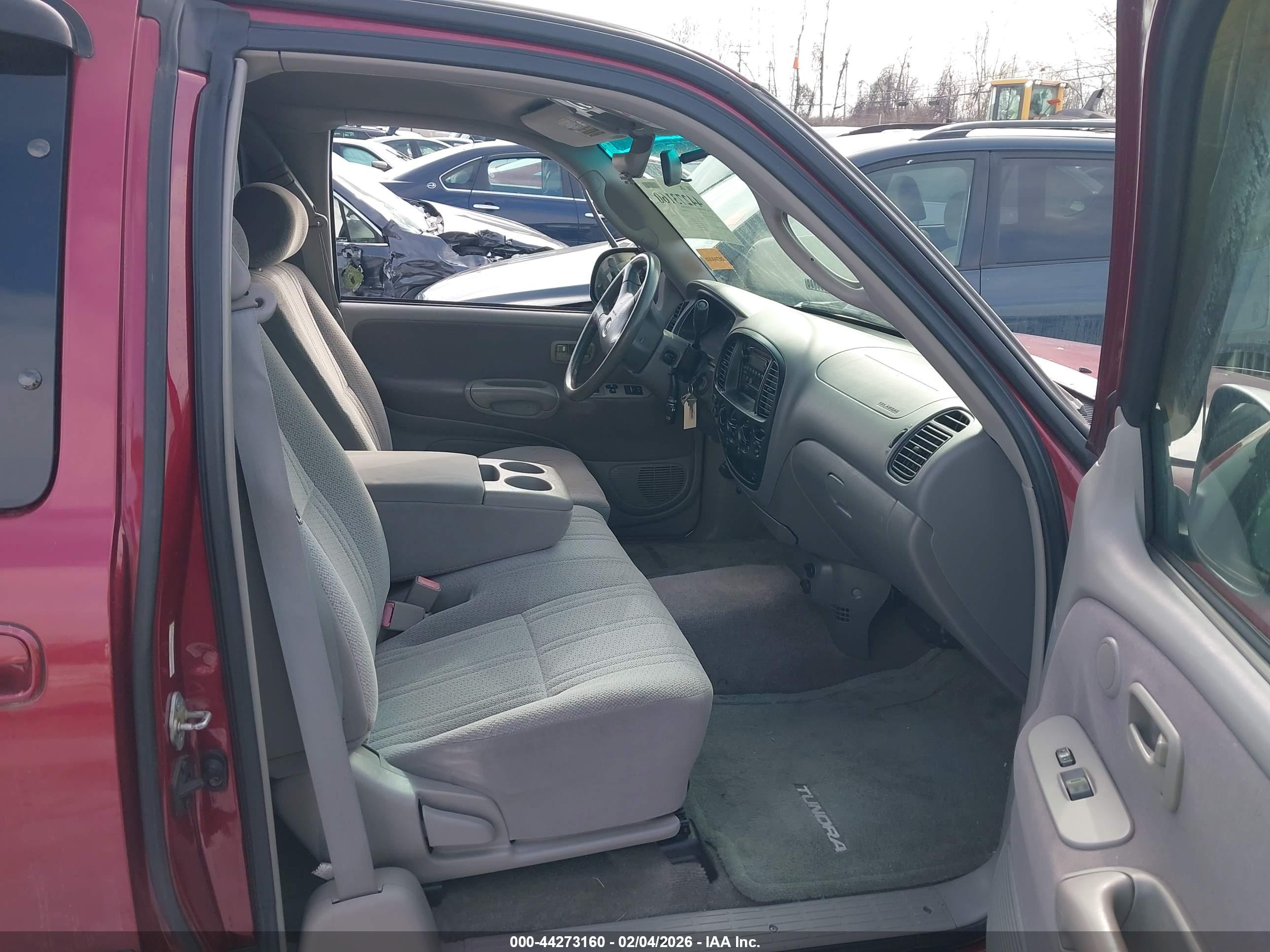 TOYOTA TUNDRA image 5