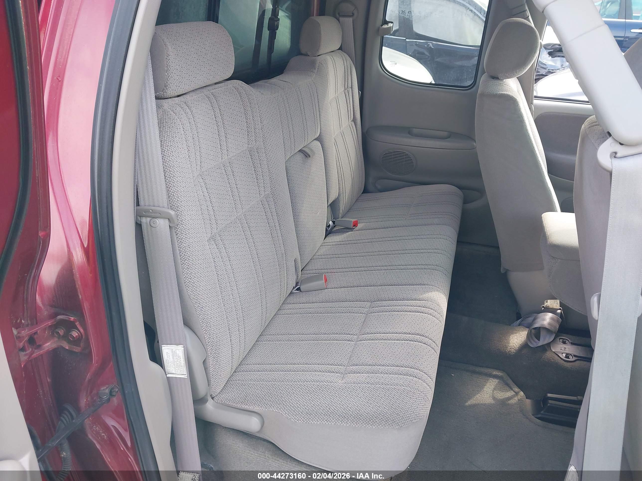 TOYOTA TUNDRA image 8
