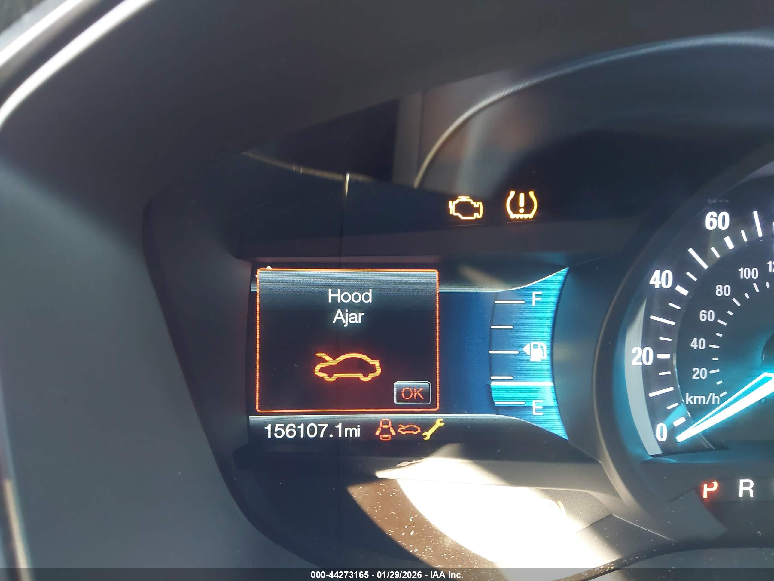 FORD FUSION image 7
