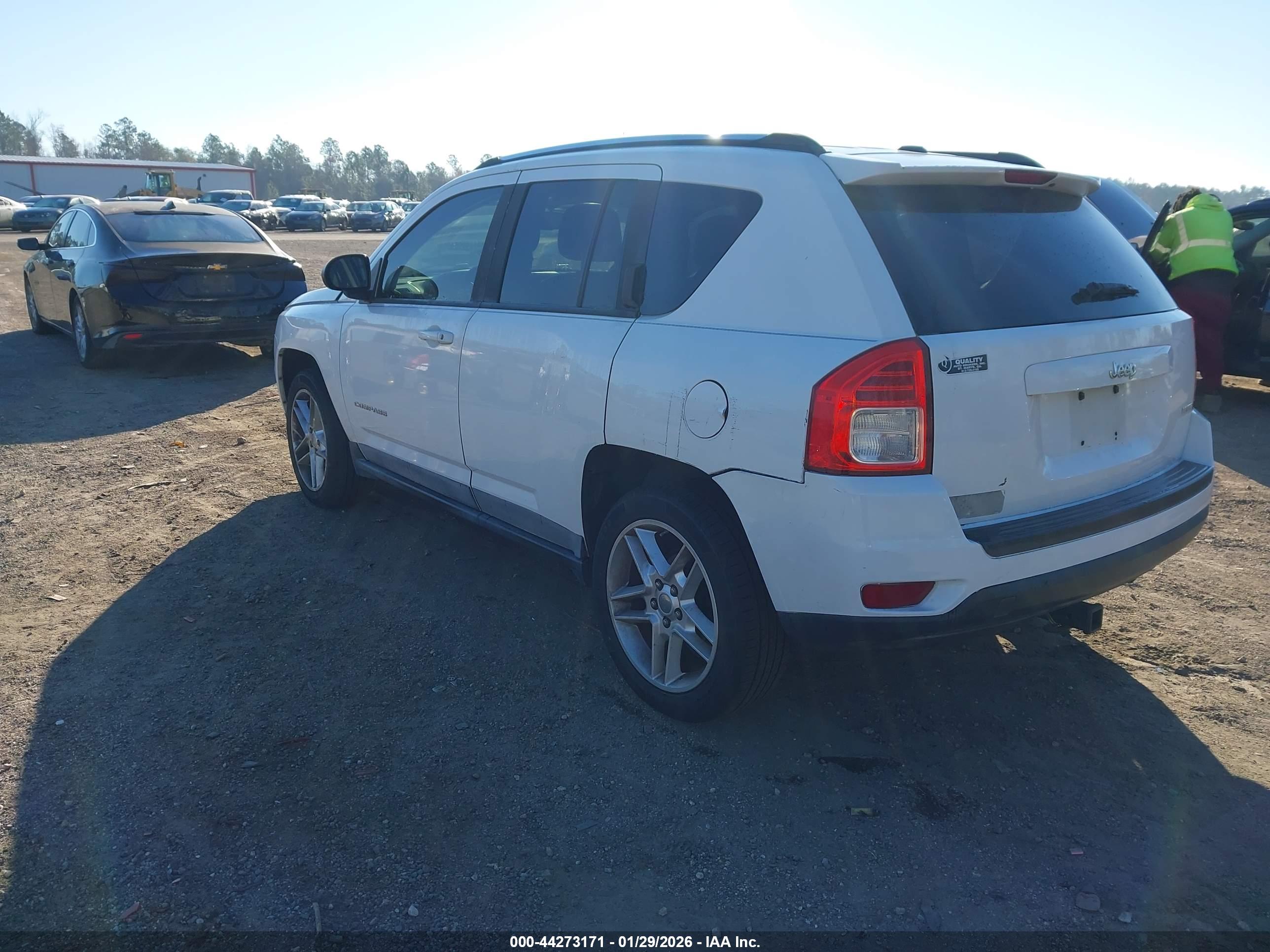 JEEP COMPASS image 3